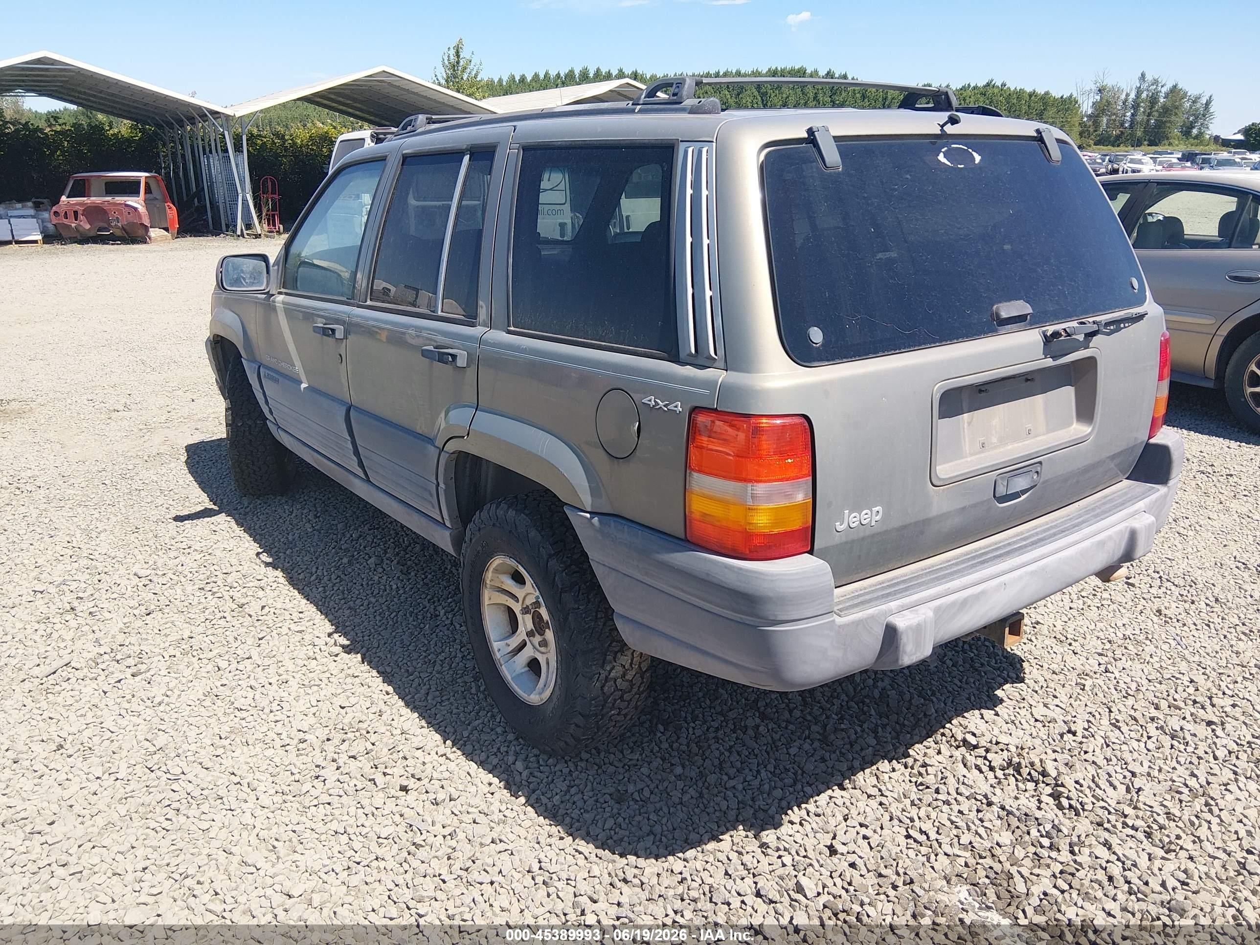 1998 Jeep Grand Cherokee Laredo Beige vin: 1J4GZ58S4WC368433
