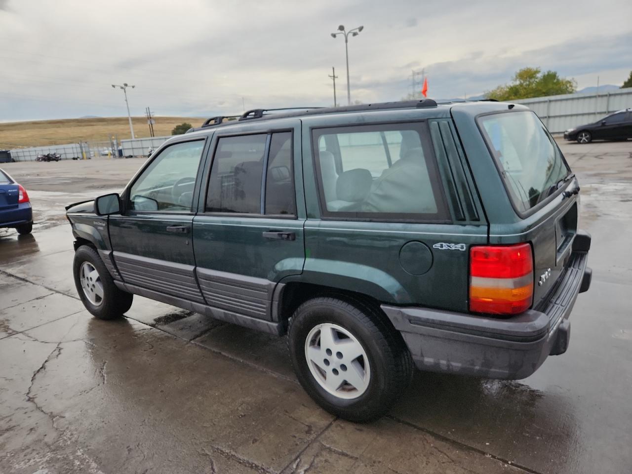 1994 Jeep Grand Cherokee Laredo Green vin: 1J4GZ58S5RC195185