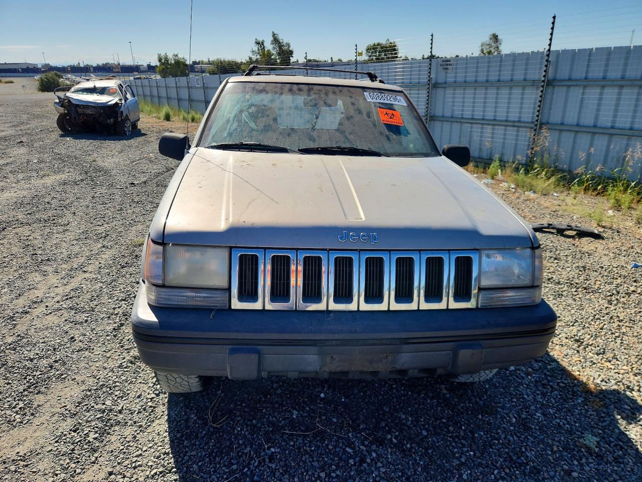 1995 Jeep Grand Cherokee Laredo Silver vin: 1J4GZ58S5SC638375