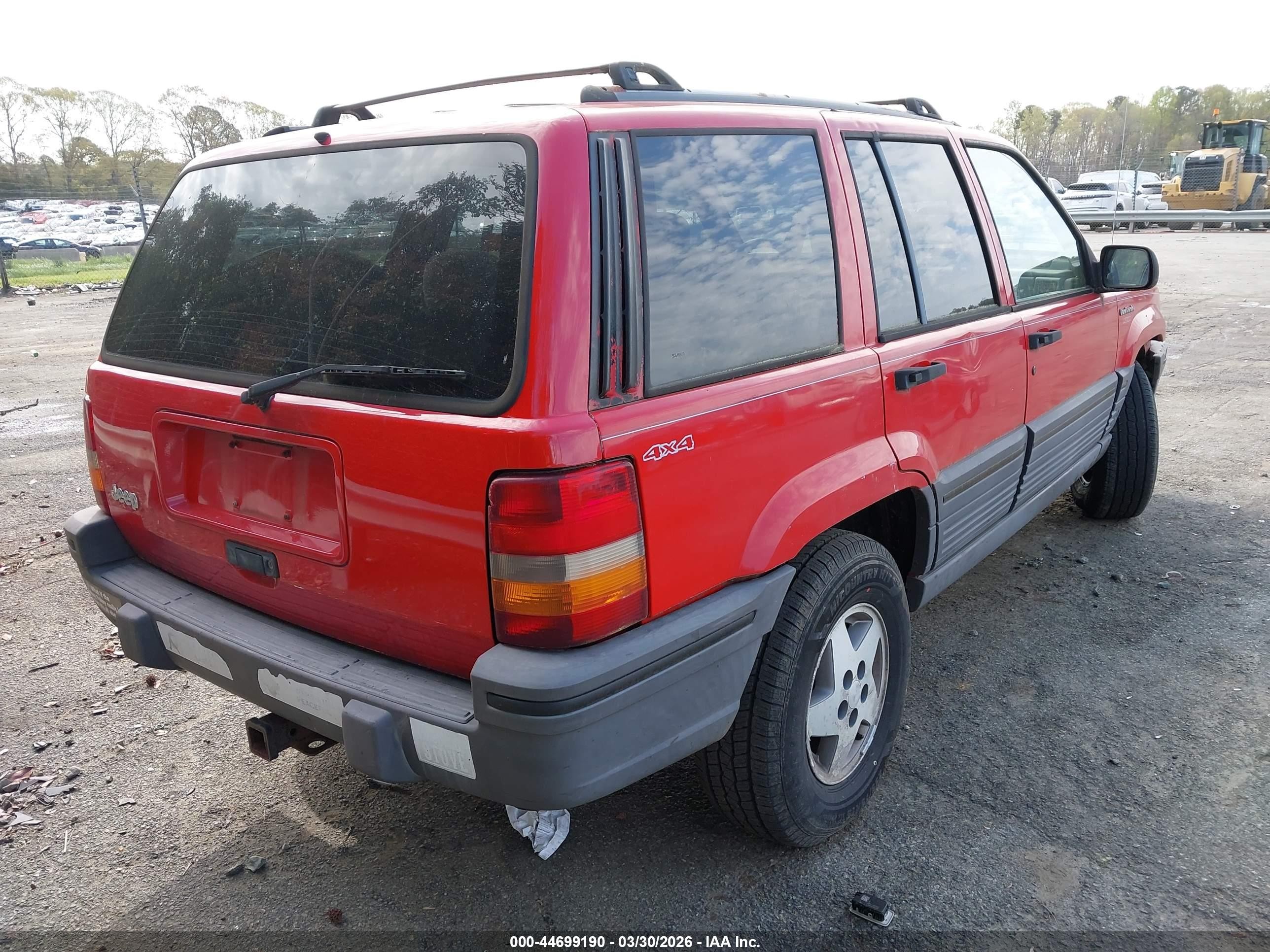 1995 Jeep Grand Cherokee Laredo Red vin: 1J4GZ58S5SC645519