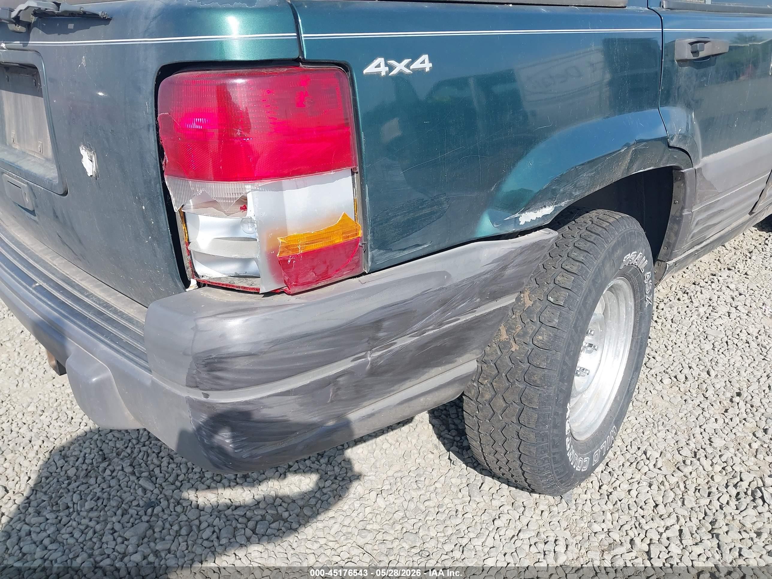 1996 Jeep Grand Cherokee Laredo Зеленый vin: 1J4GZ58S5TC198563