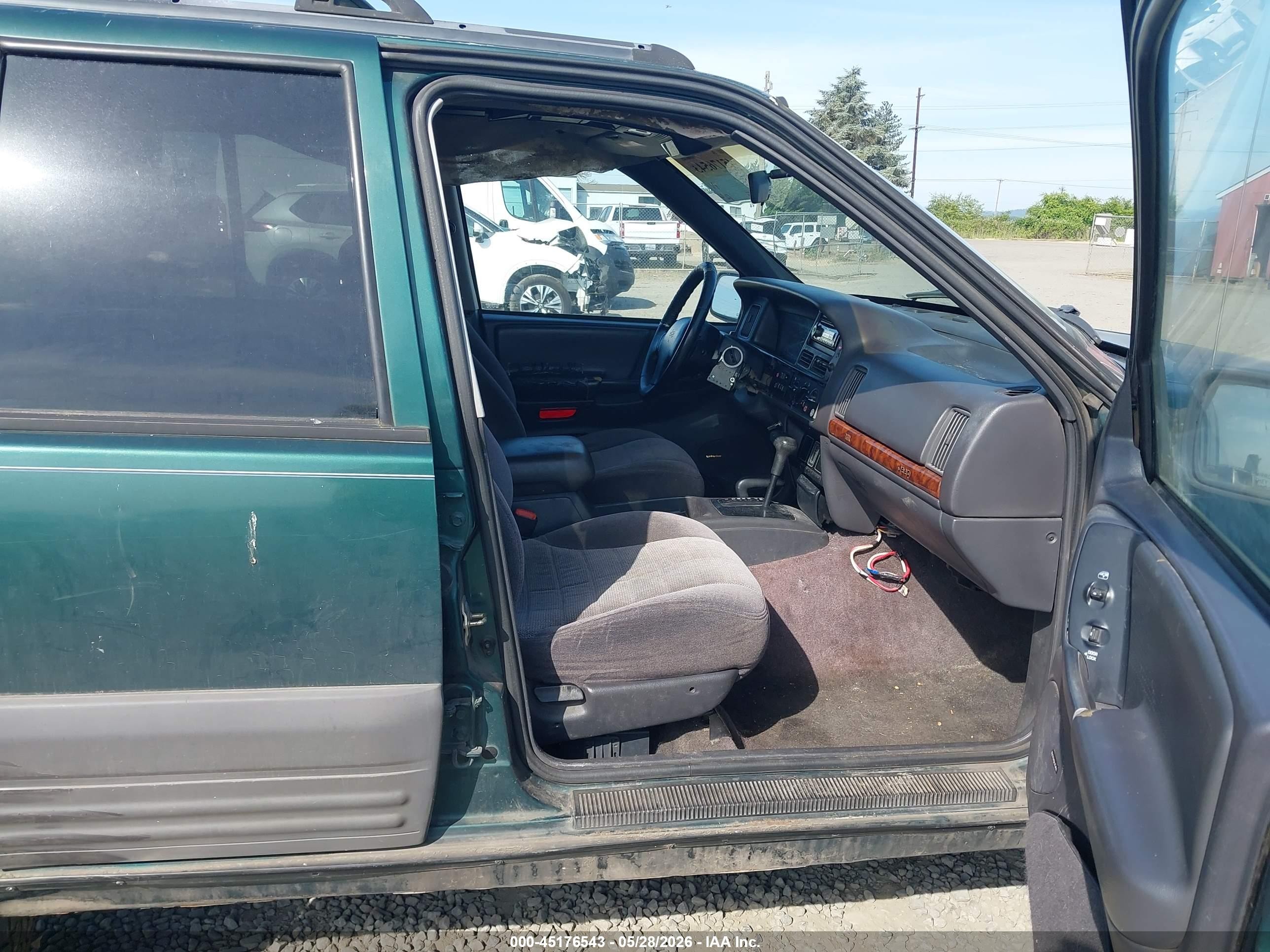 1996 Jeep Grand Cherokee Laredo Зеленый vin: 1J4GZ58S5TC198563