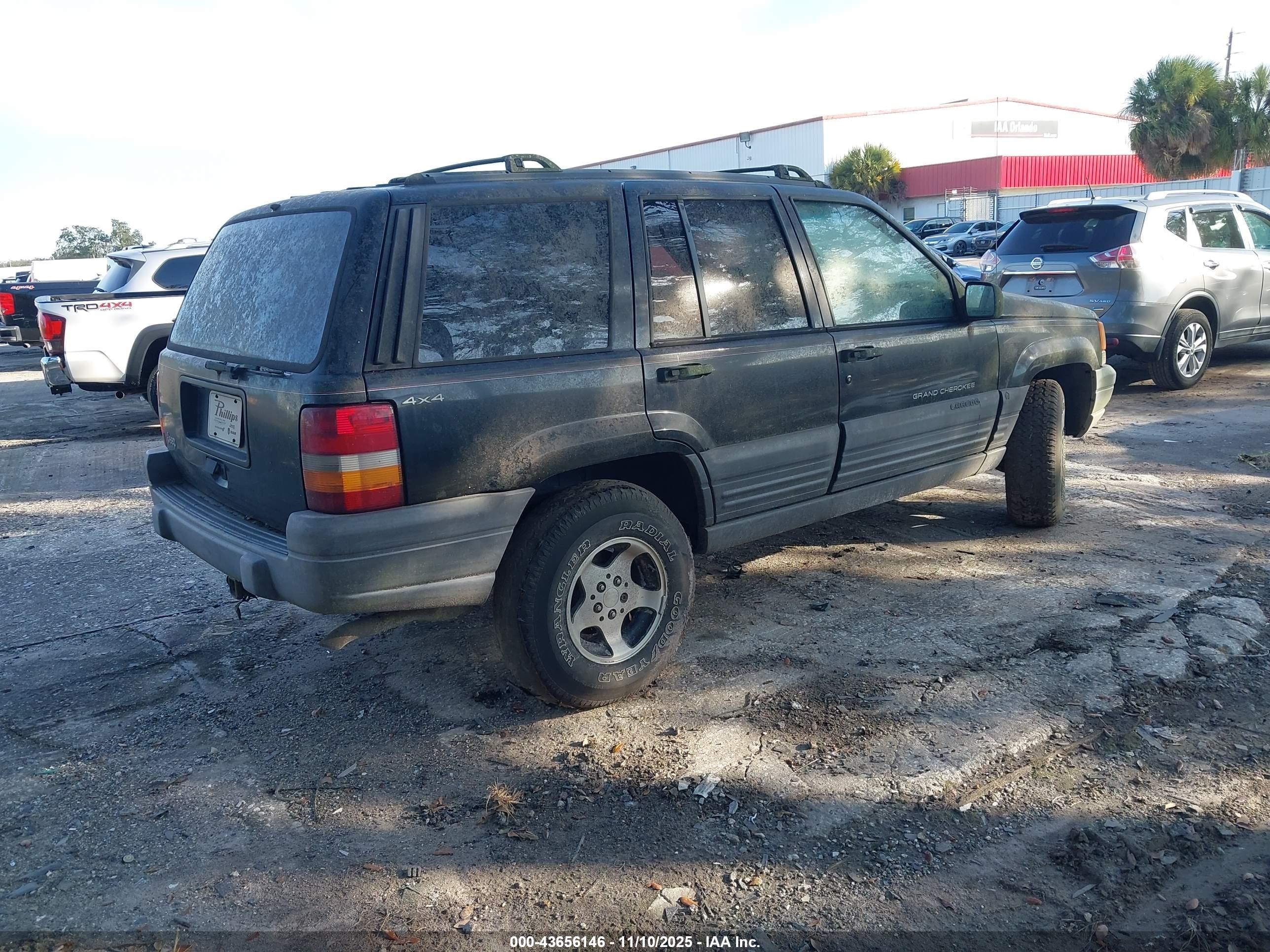 1996 Jeep Grand Cherokee Laredo Black vin: 1J4GZ58S5TC325487