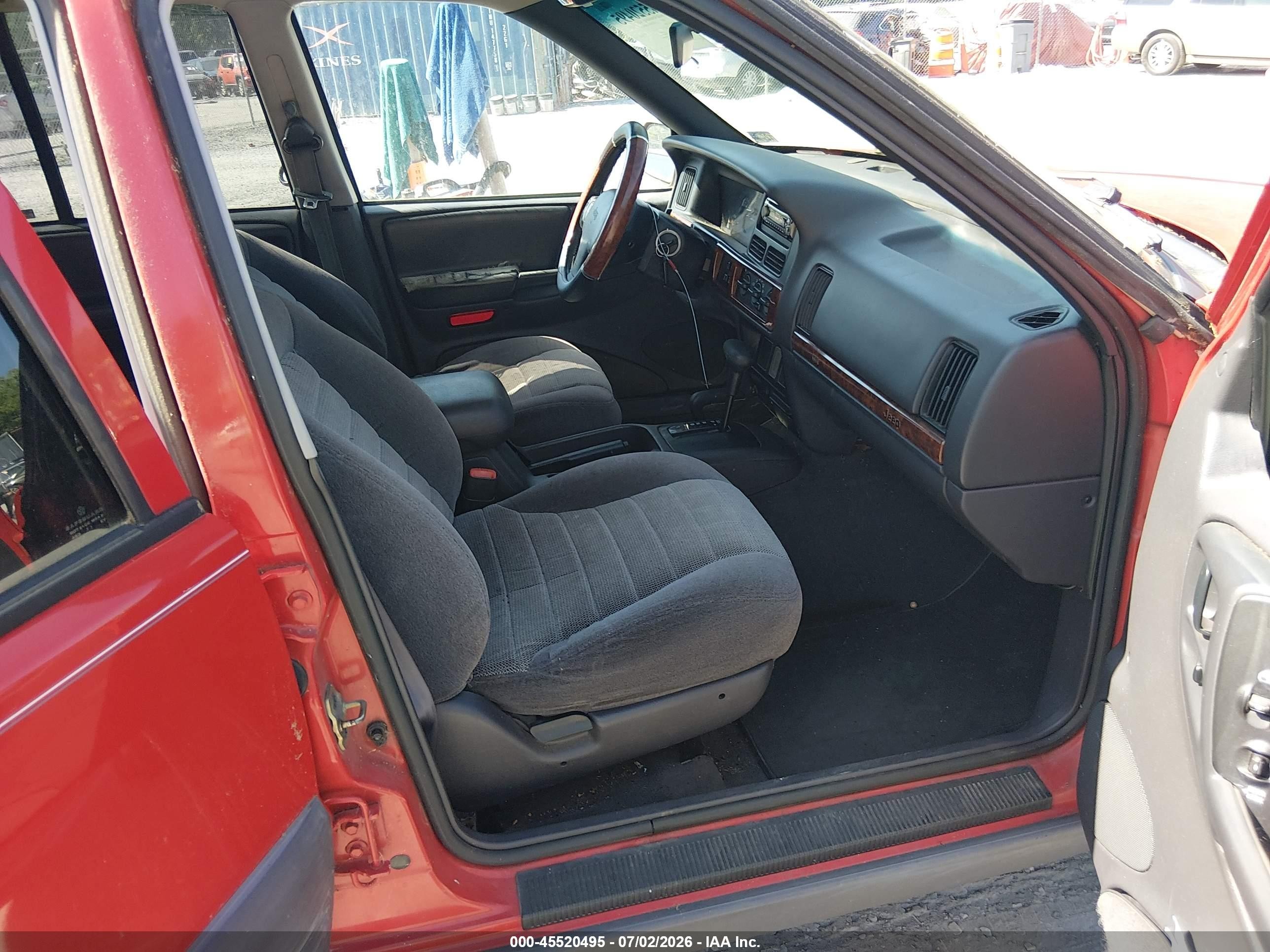 1998 Jeep Grand Cherokee Laredo Red vin: 1J4GZ58S5WC132969