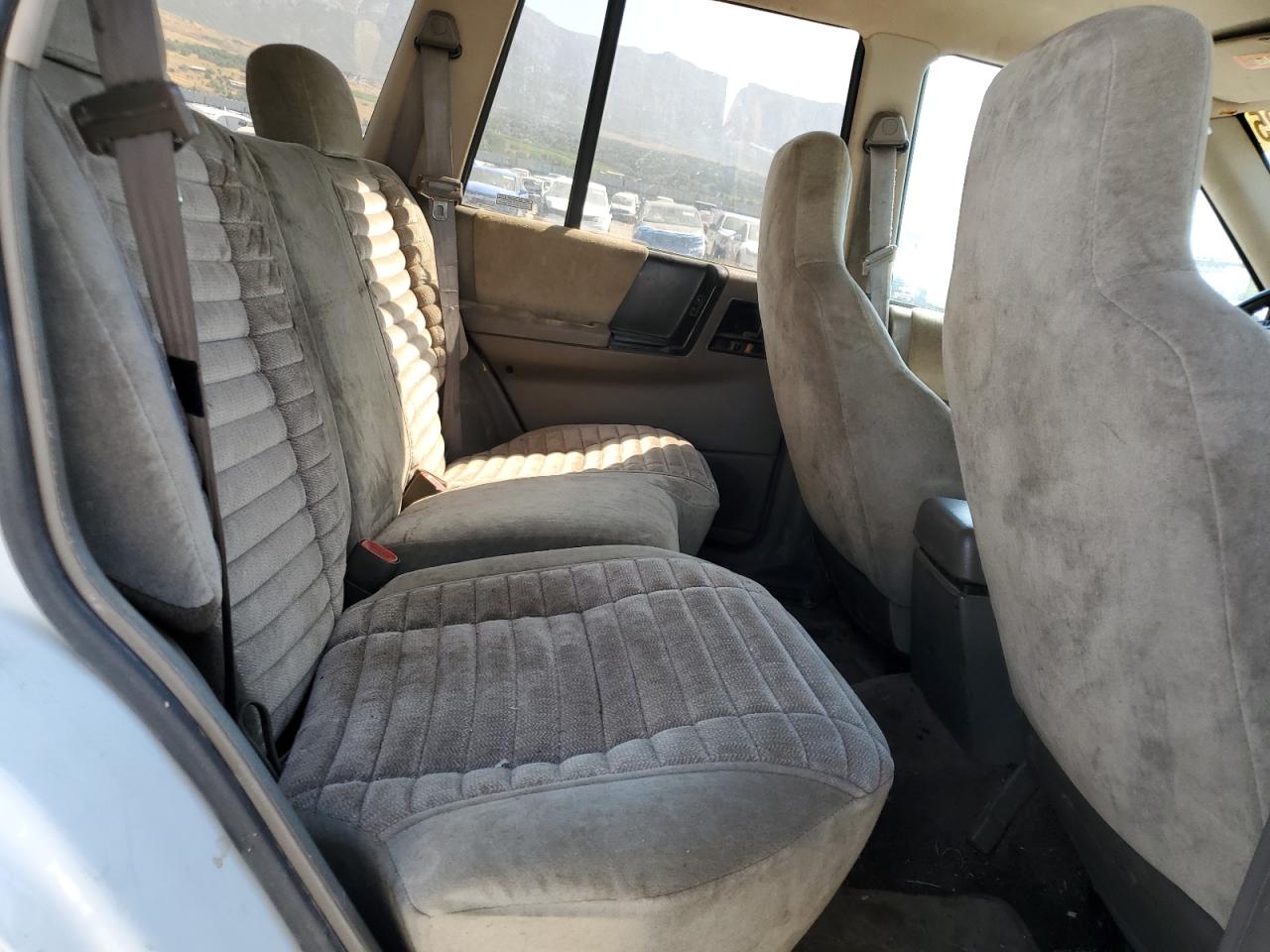 1994 Jeep Grand Cherokee Laredo Белый vin: 1J4GZ58S6RC310800