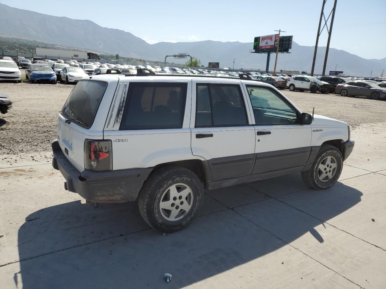 1994 Jeep Grand Cherokee Laredo Белый vin: 1J4GZ58S6RC310800