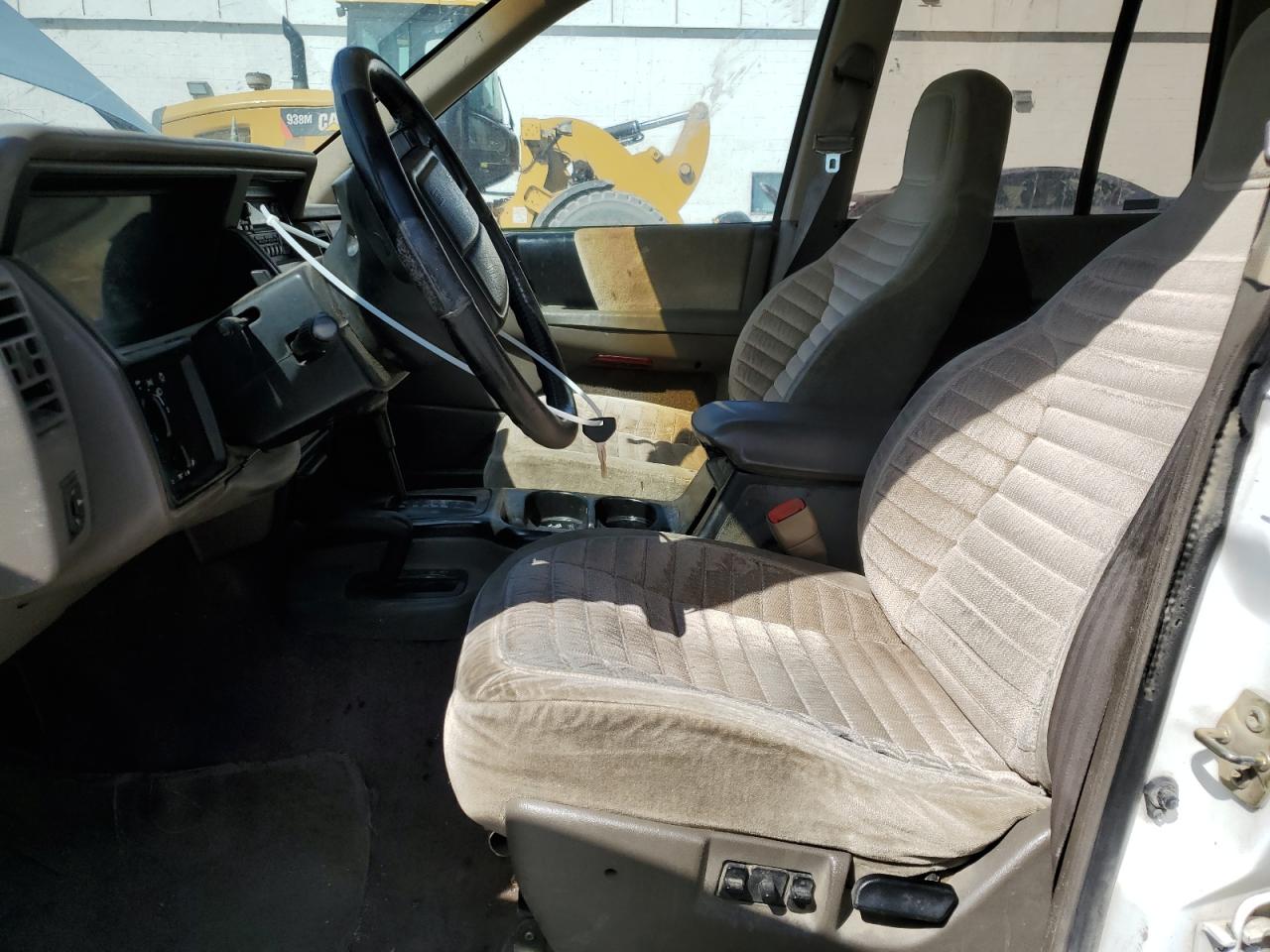 1994 Jeep Grand Cherokee Laredo Белый vin: 1J4GZ58S6RC310800