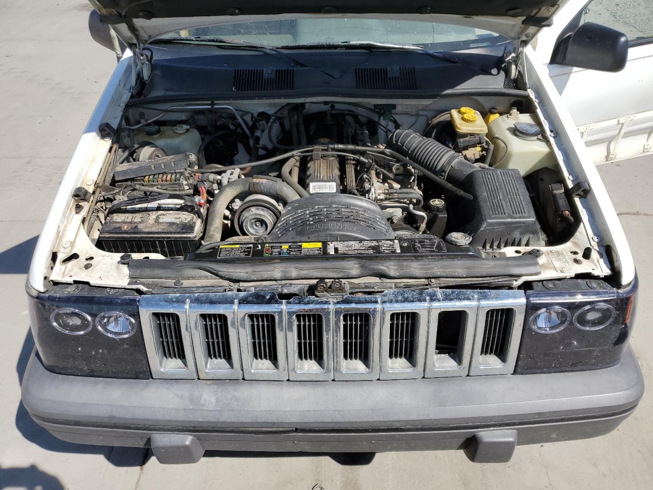 1994 Jeep Grand Cherokee Laredo Белый vin: 1J4GZ58S6RC310800