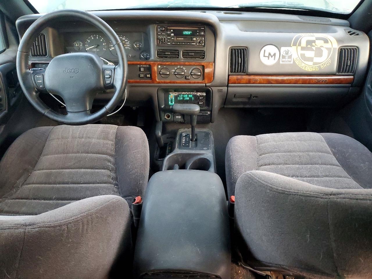 1997 Jeep Grand Cherokee Laredo Gray vin: 1J4GZ58S6VC572438