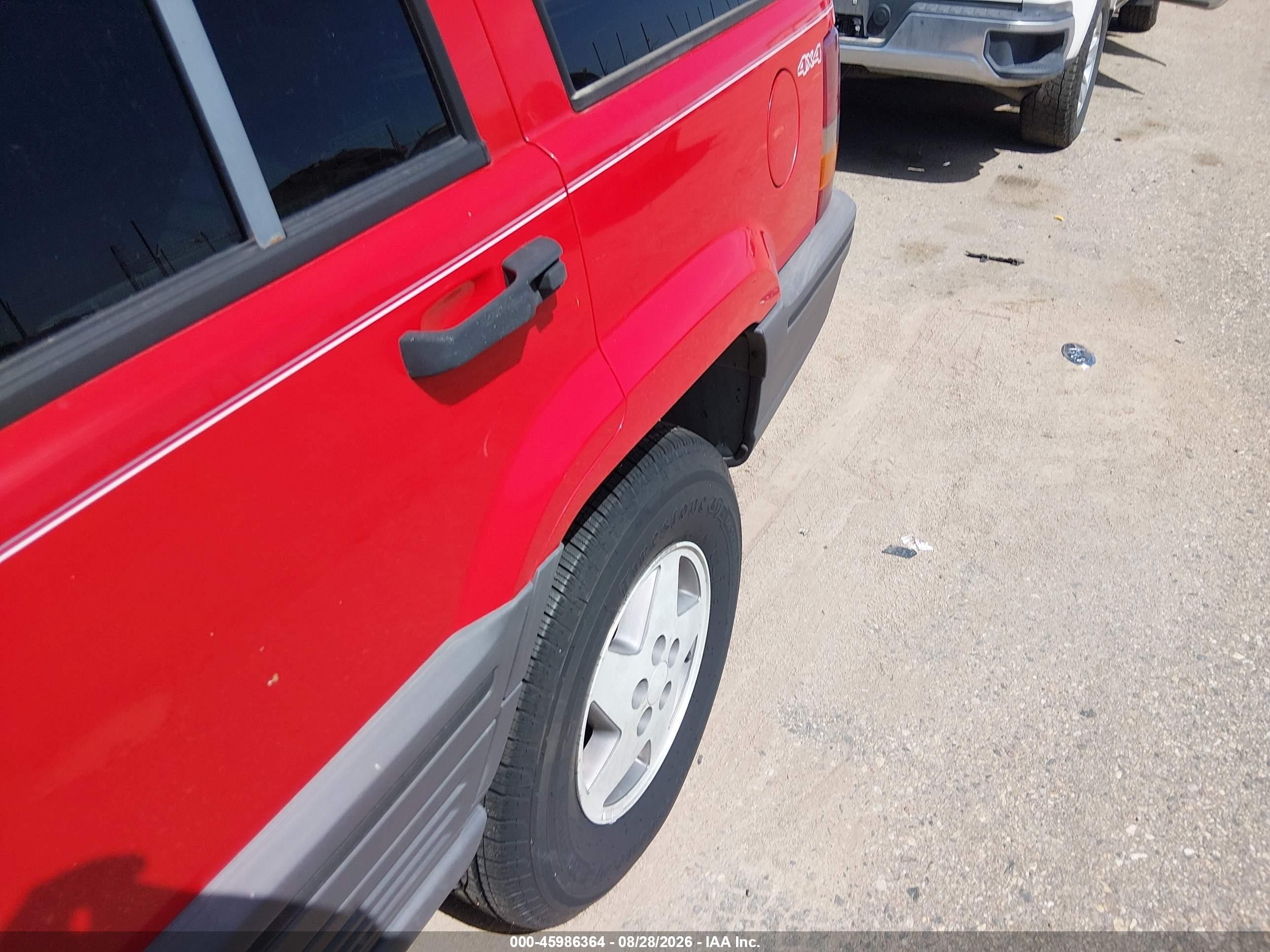1995 Jeep Grand Cherokee Laredo Red vin: 1J4GZ58S7SC681213