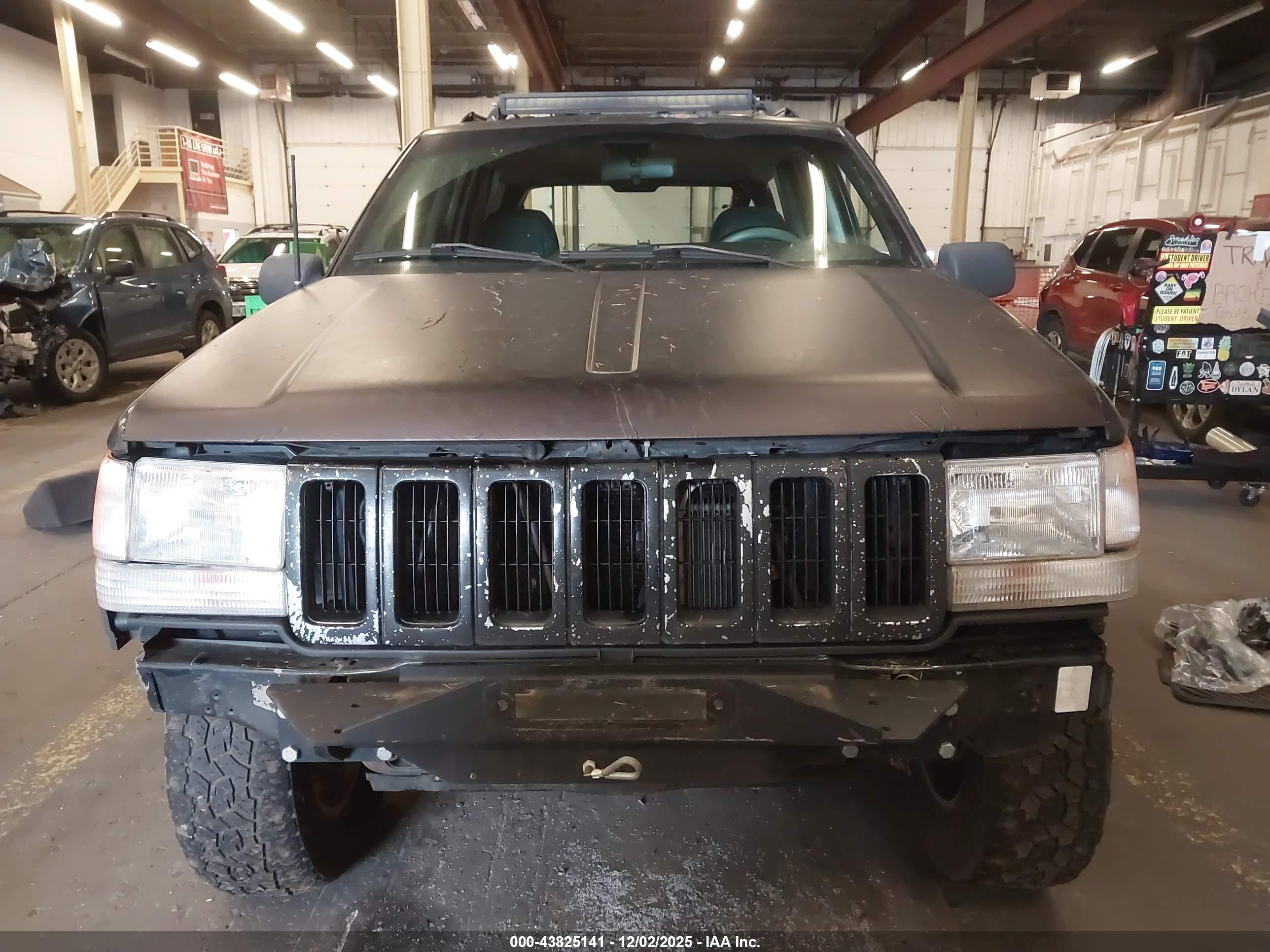 1996 Jeep Grand Cherokee Laredo Черный vin: 1J4GZ58S7TC194255
