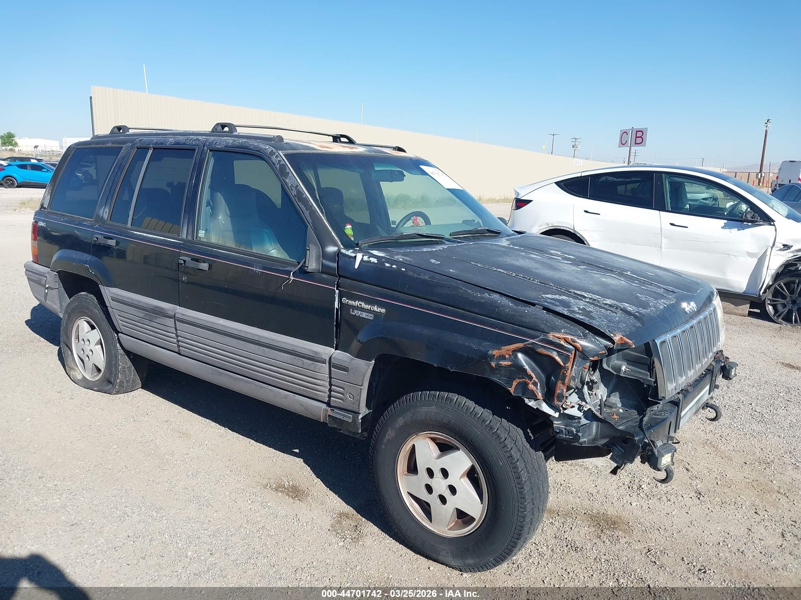 1995 Jeep Grand Cherokee Laredo Black vin: 1J4GZ58S8SC697954
