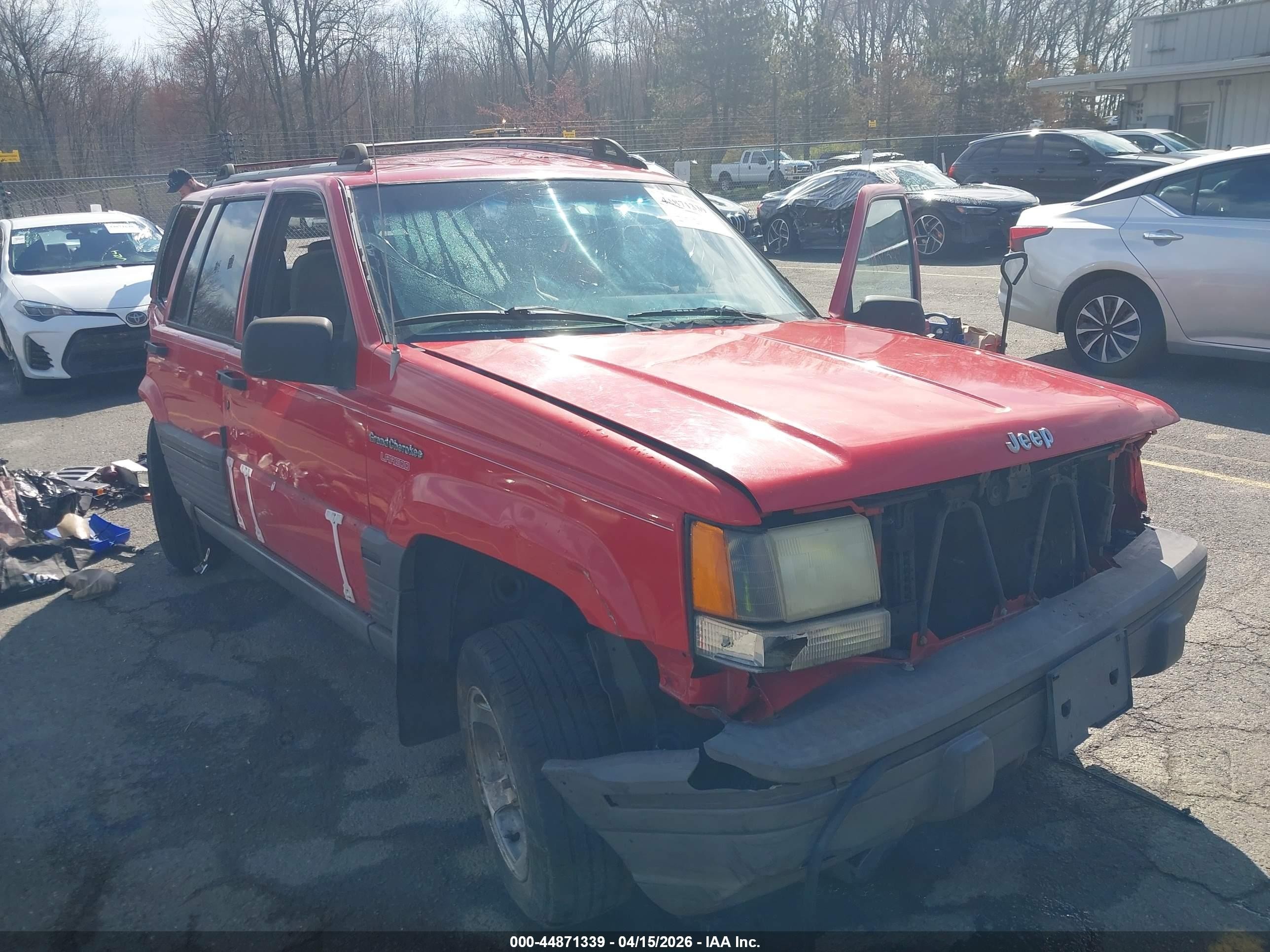1995 Jeep Grand Cherokee Laredo Red vin: 1J4GZ58S8SC774614