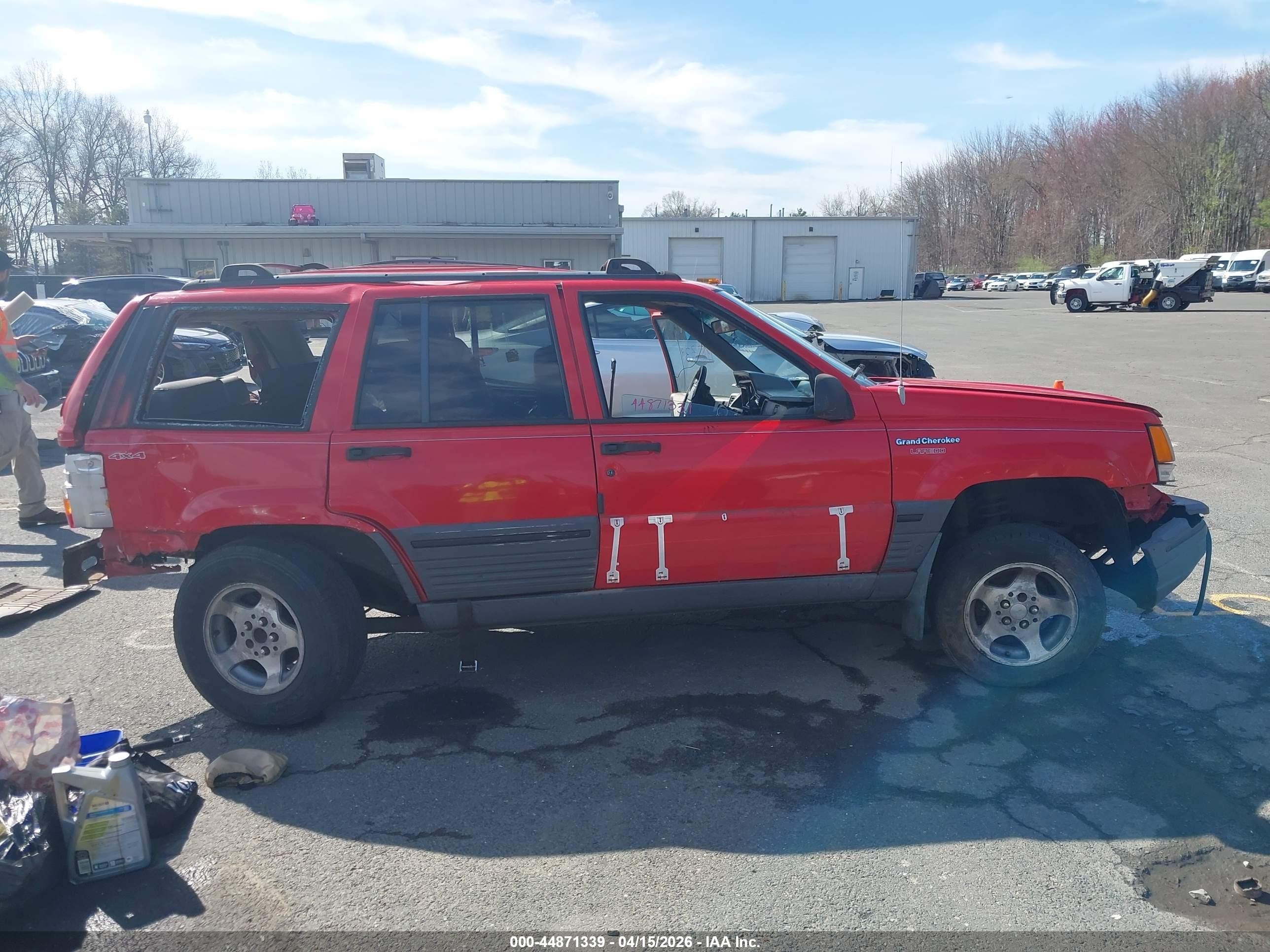 1995 Jeep Grand Cherokee Laredo Красный vin: 1J4GZ58S8SC774614