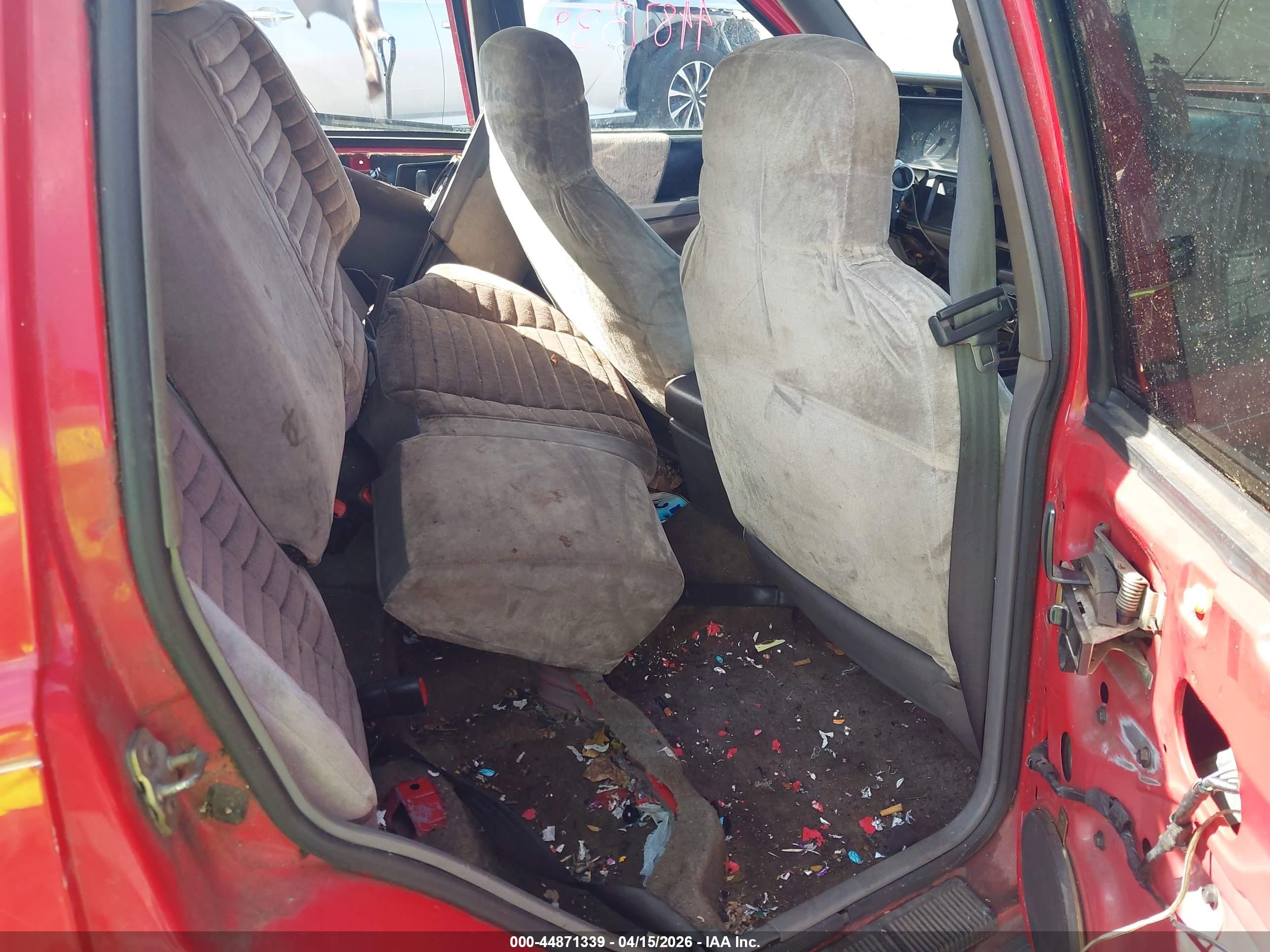 1995 Jeep Grand Cherokee Laredo Красный vin: 1J4GZ58S8SC774614