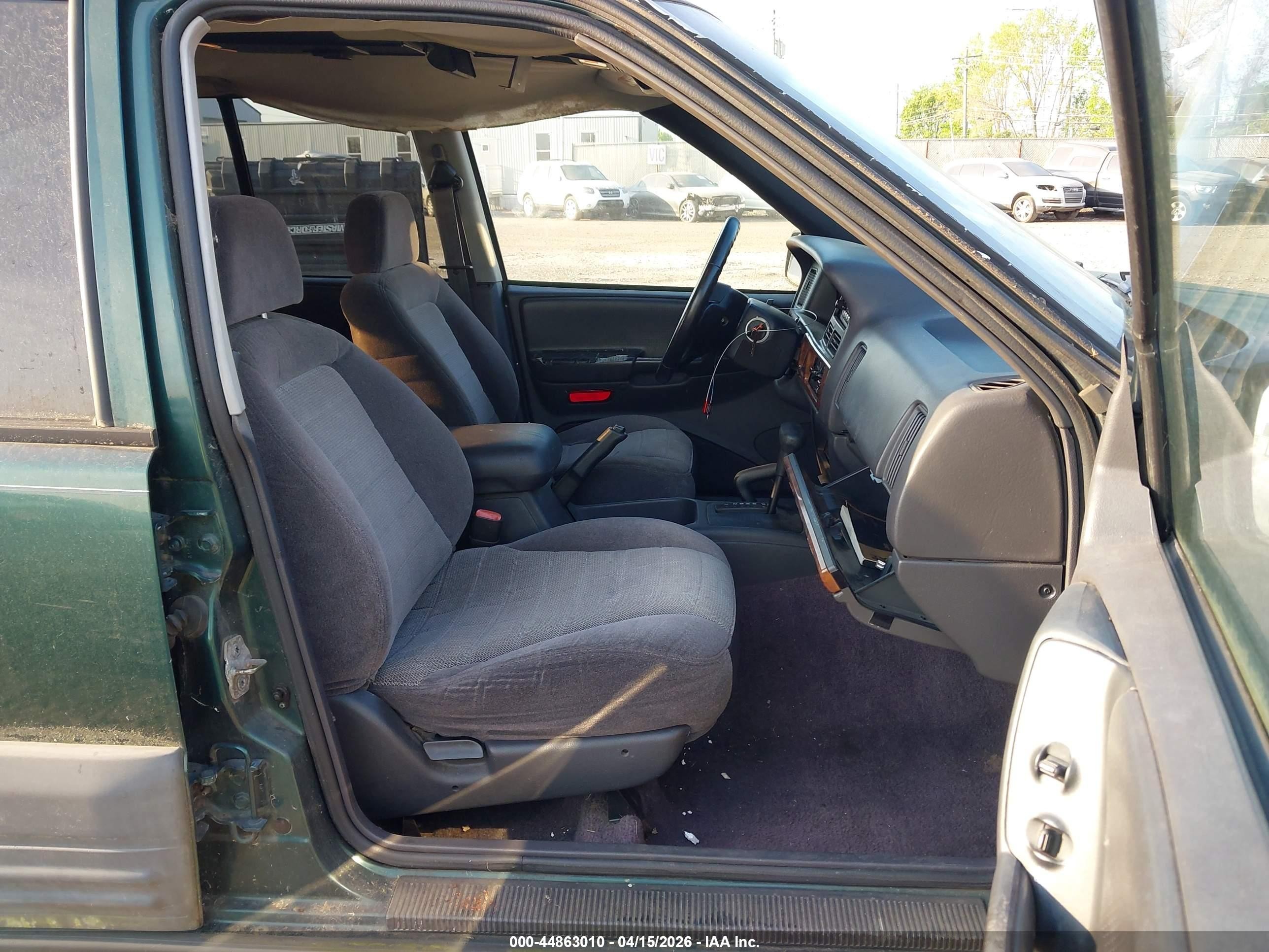 1996 Jeep Grand Cherokee Laredo Green vin: 1J4GZ58S8TC222578