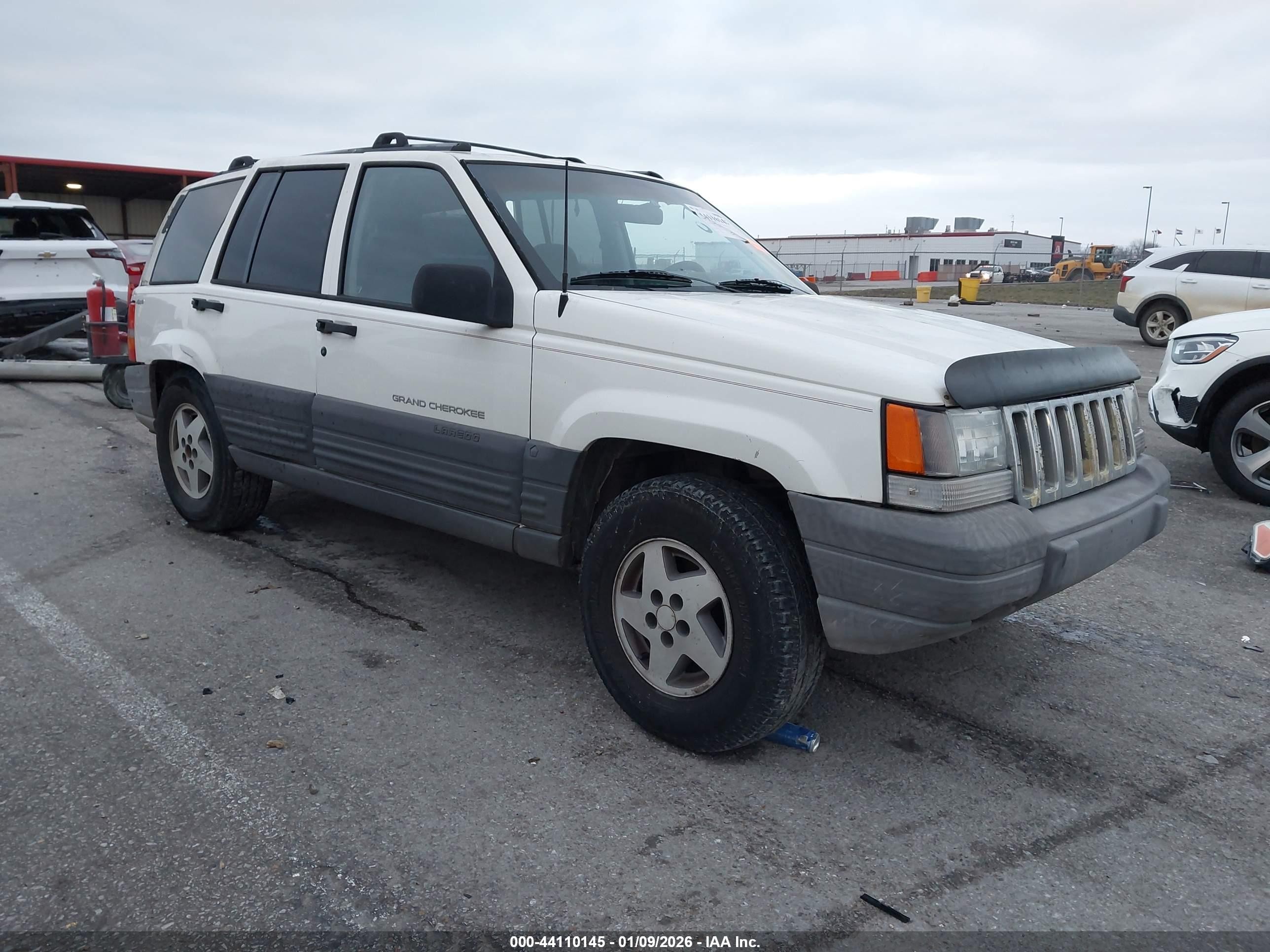 1997 Jeep Grand Cherokee Laredo/tsi White vin: 1J4GZ58S8VC605973