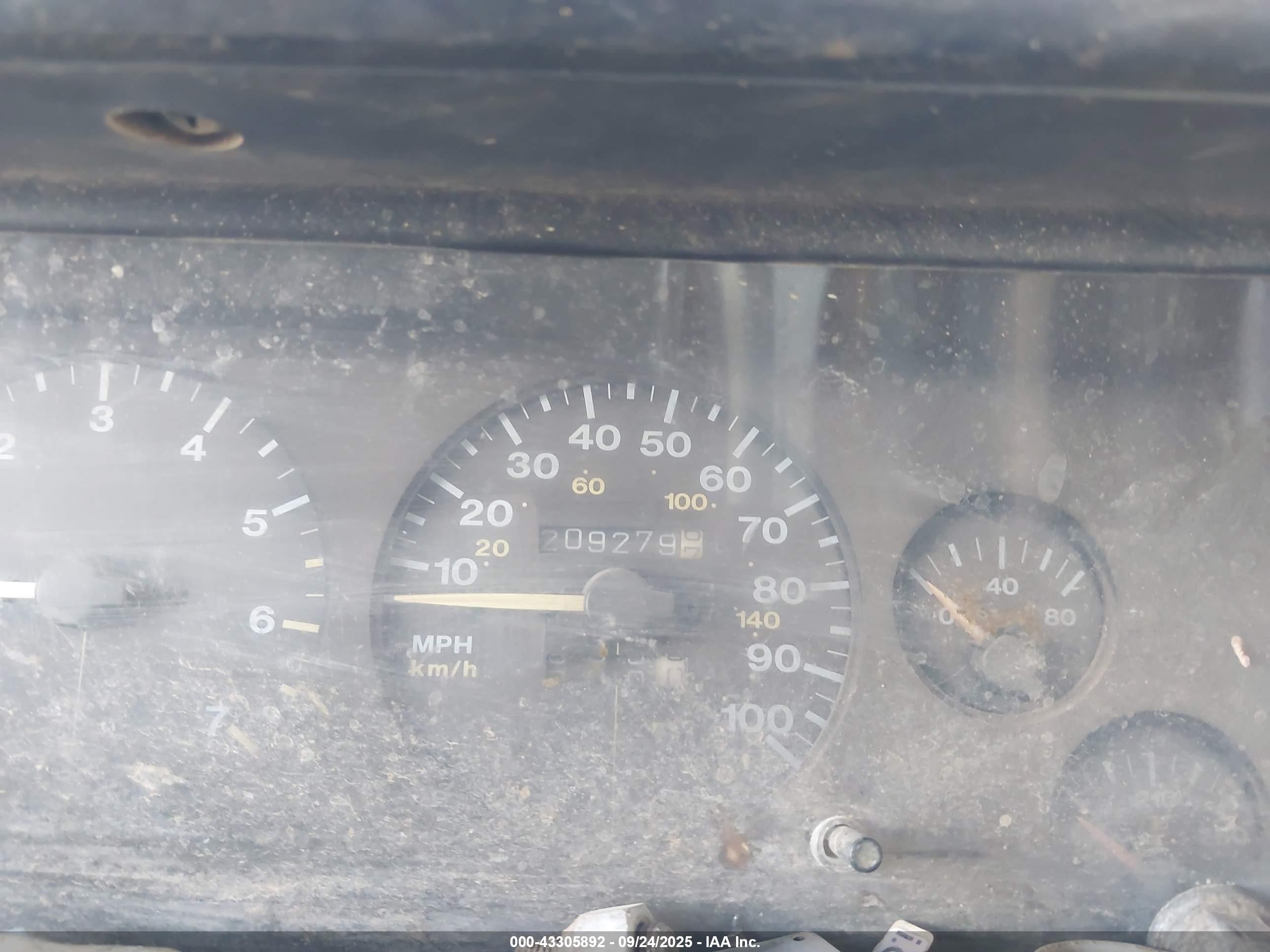 1995 Jeep Grand Cherokee Laredo Коричневый vin: 1J4GZ58S9SC569349