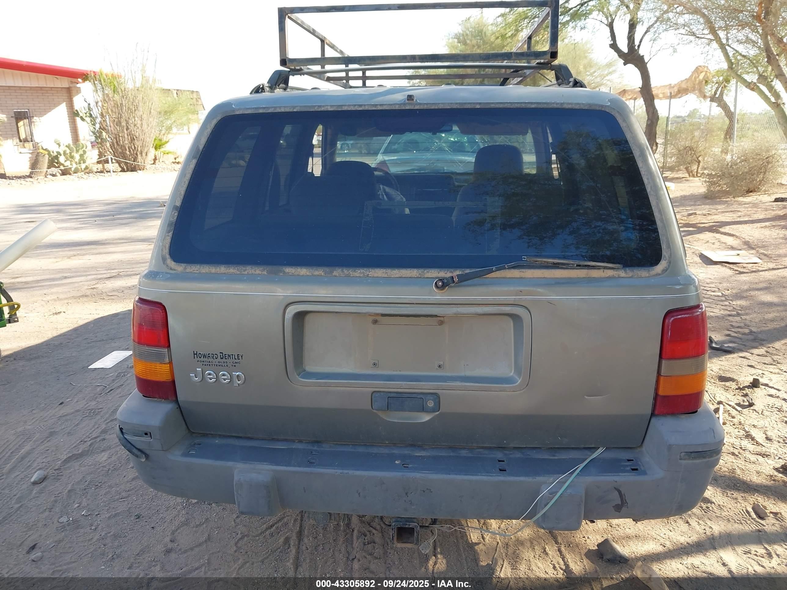1995 Jeep Grand Cherokee Laredo Коричневый vin: 1J4GZ58S9SC569349