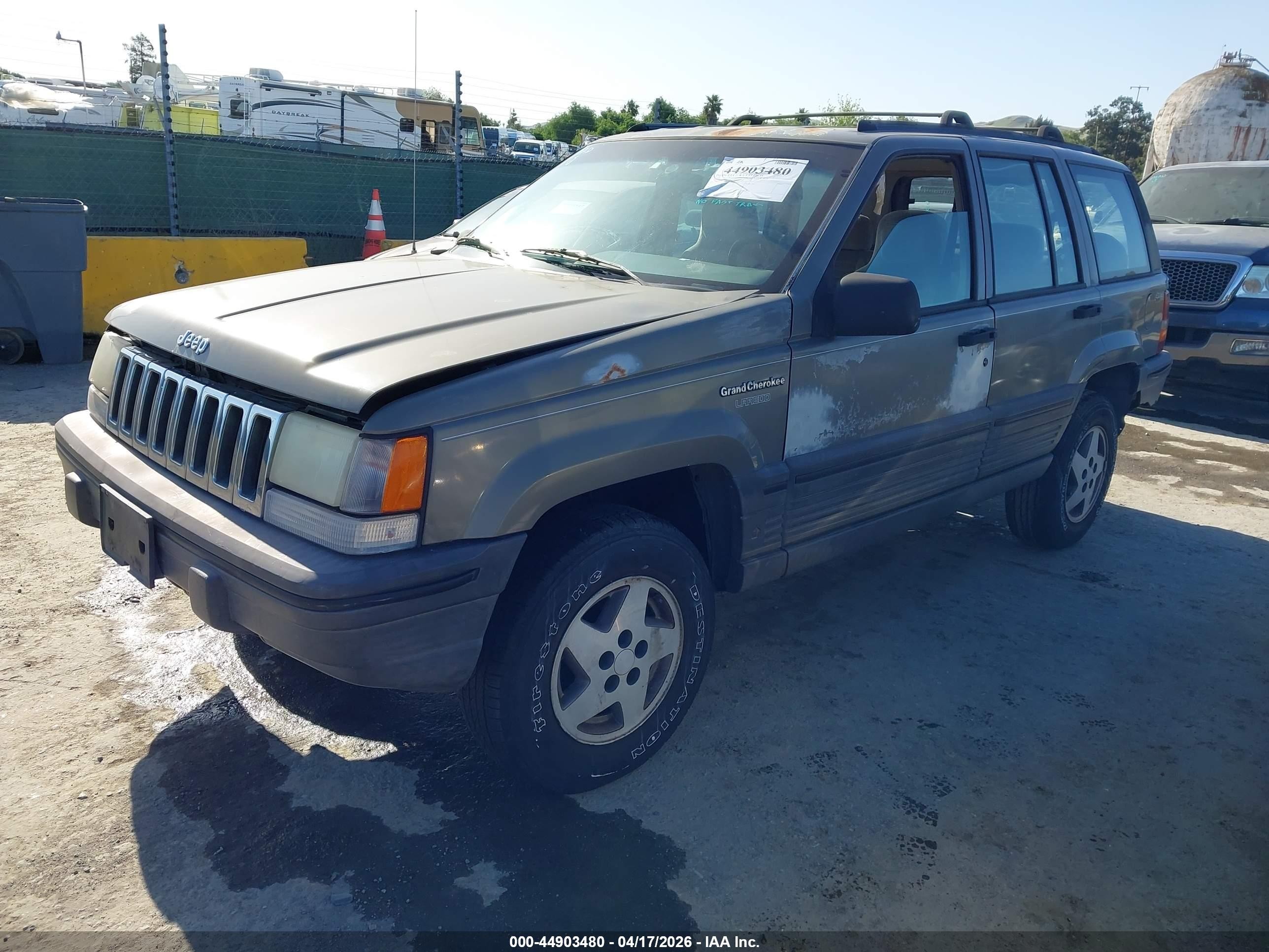 1995 Jeep Grand Cherokee Laredo Gray vin: 1J4GZ58S9SC707052