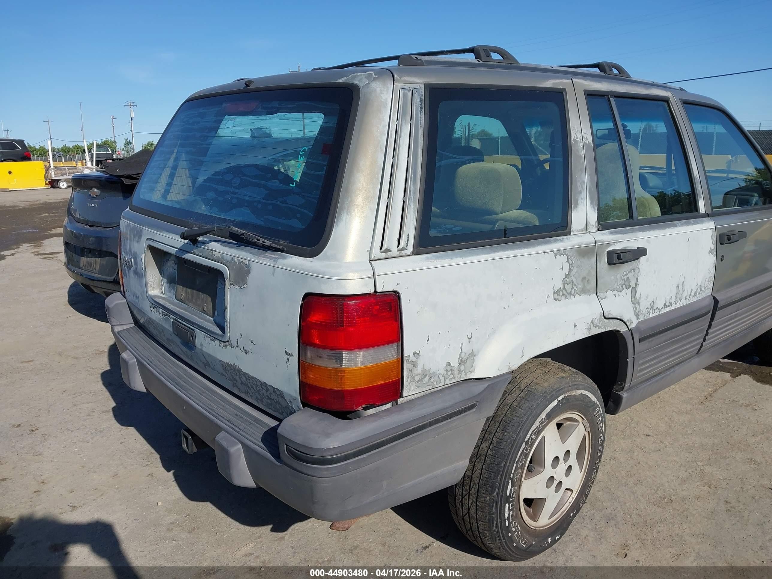 1995 Jeep Grand Cherokee Laredo Gray vin: 1J4GZ58S9SC707052