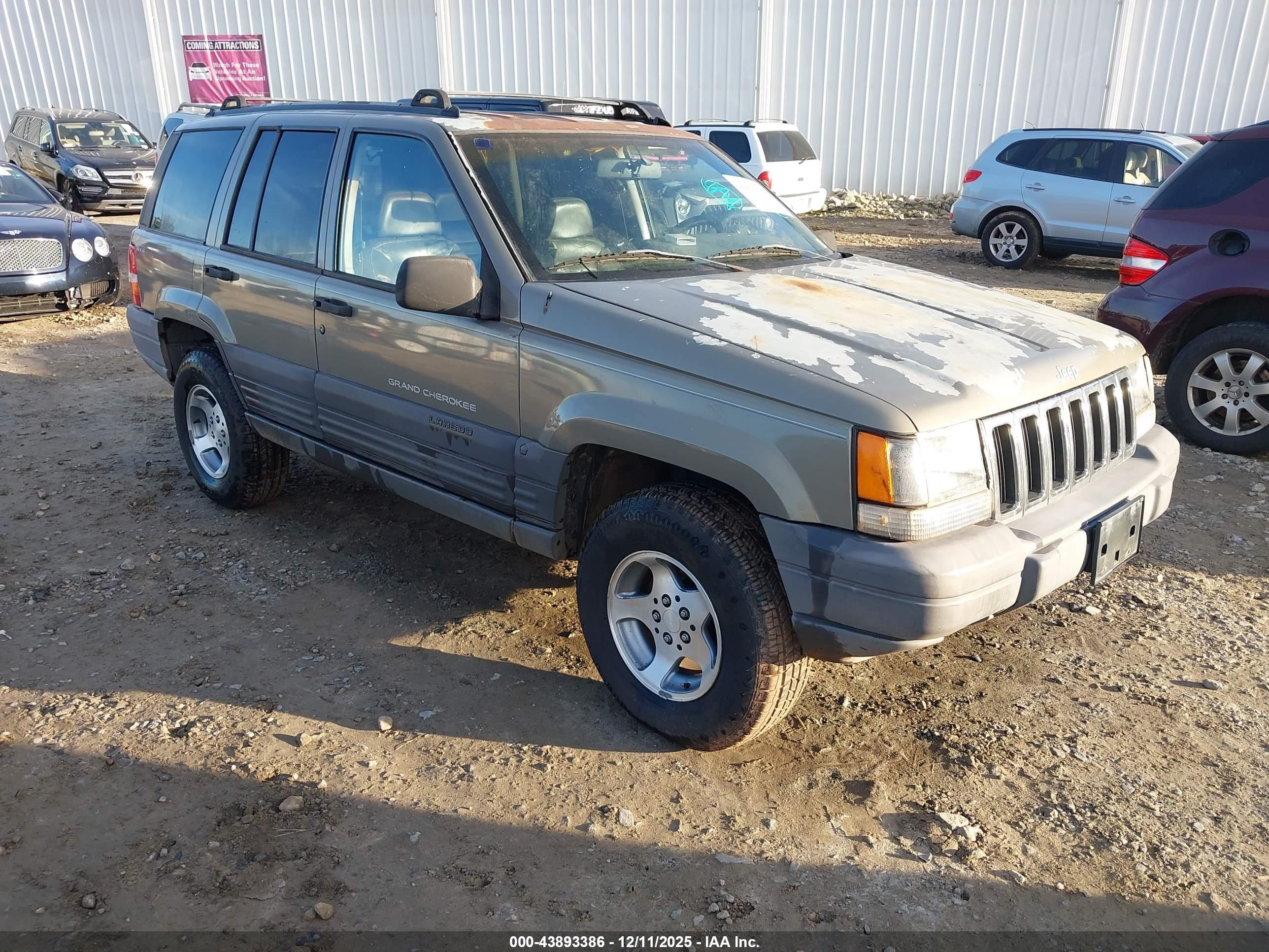 1996 Jeep Grand Cherokee Laredo Gold vin: 1J4GZ58S9TC320552
