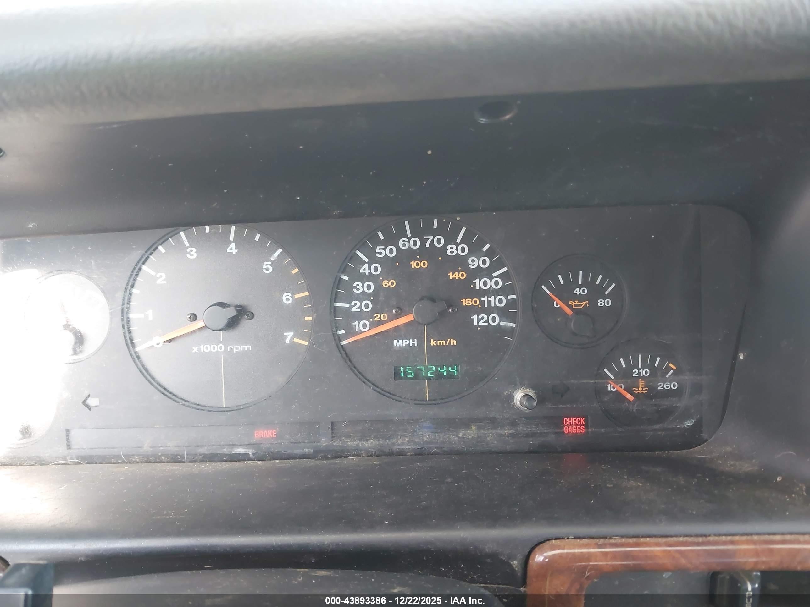 1996 Jeep Grand Cherokee Laredo Gold vin: 1J4GZ58S9TC320552