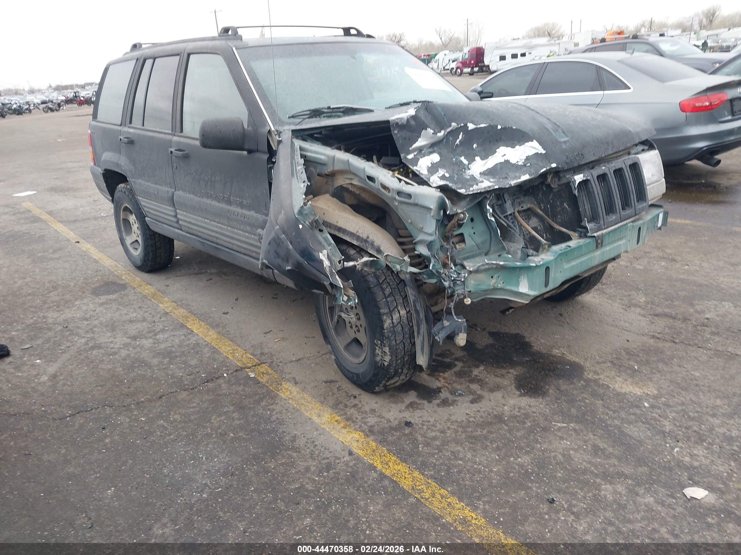1998 Jeep Grand Cherokee Laredo Black vin: 1J4GZ58S9WC211903