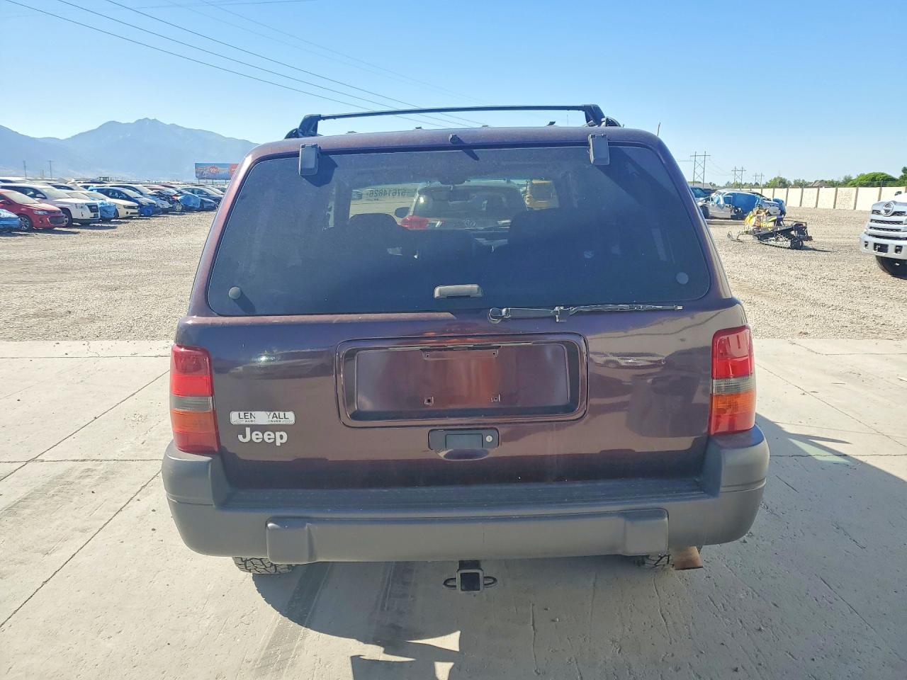 1998 Jeep Grand Cherokee Burgundy vin: 1J4GZ58S9WC242603
