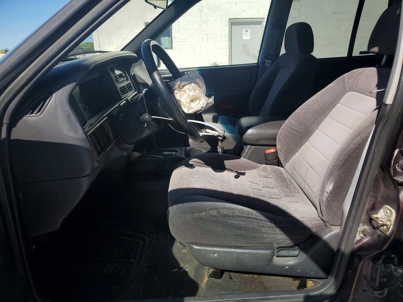 1998 Jeep Grand Cherokee Burgundy vin: 1J4GZ58S9WC242603