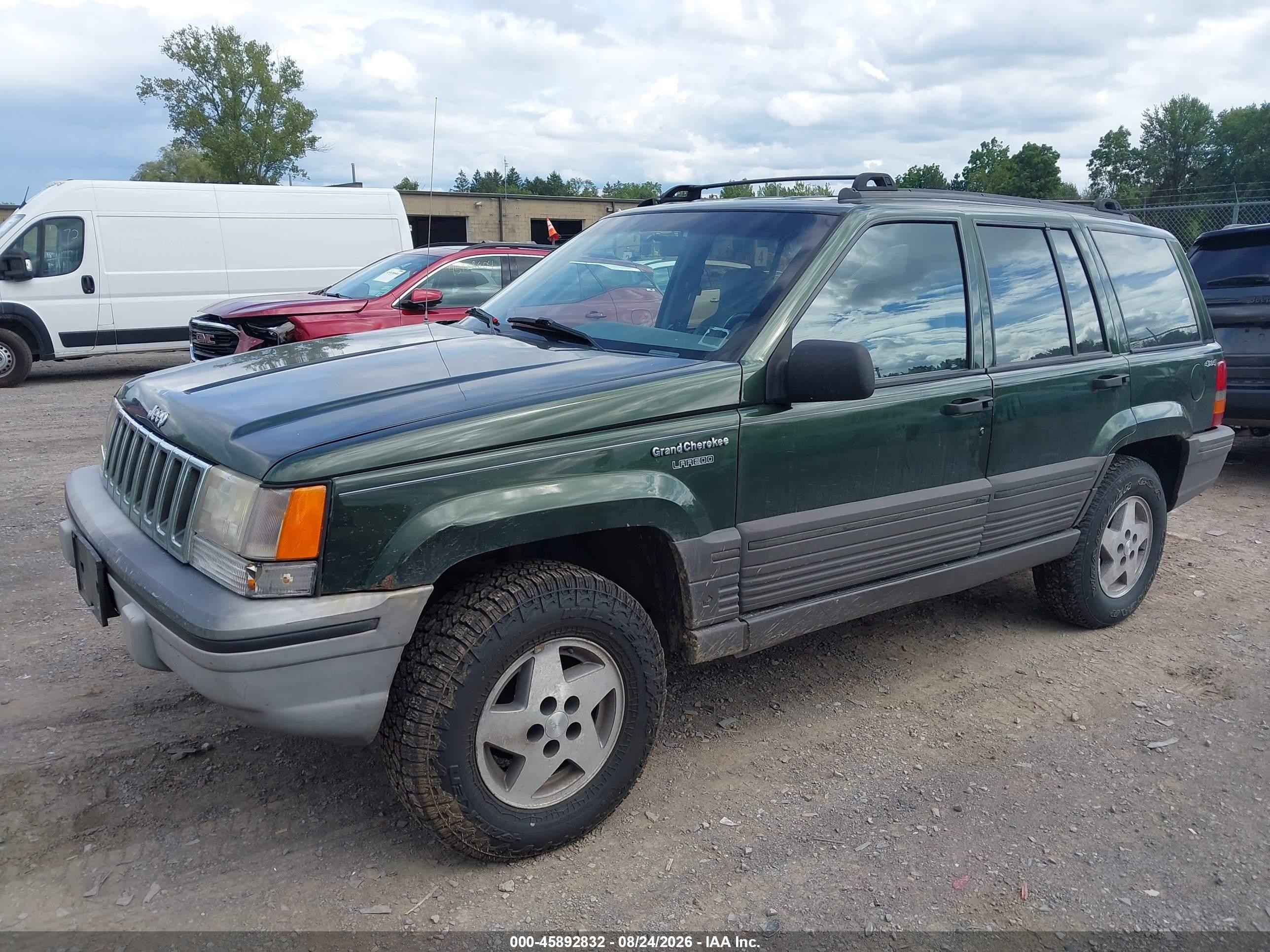 1994 Jeep Grand Cherokee Laredo Зеленый vin: 1J4GZ58SXRC318897