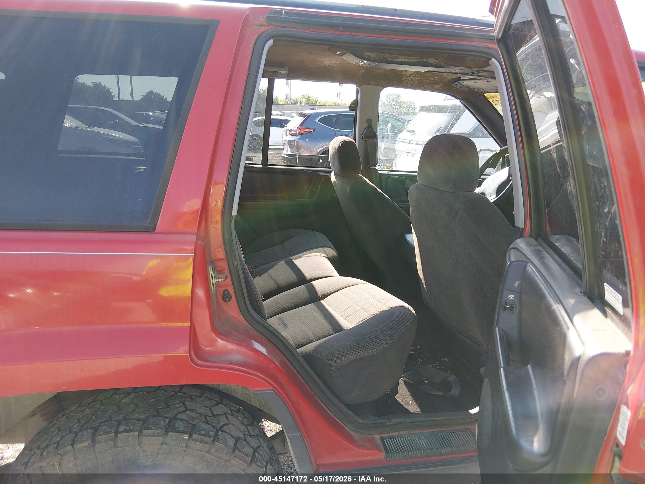 1997 Jeep Grand Cherokee Laredo/tsi Красный vin: 1J4GZ58SXVC582759
