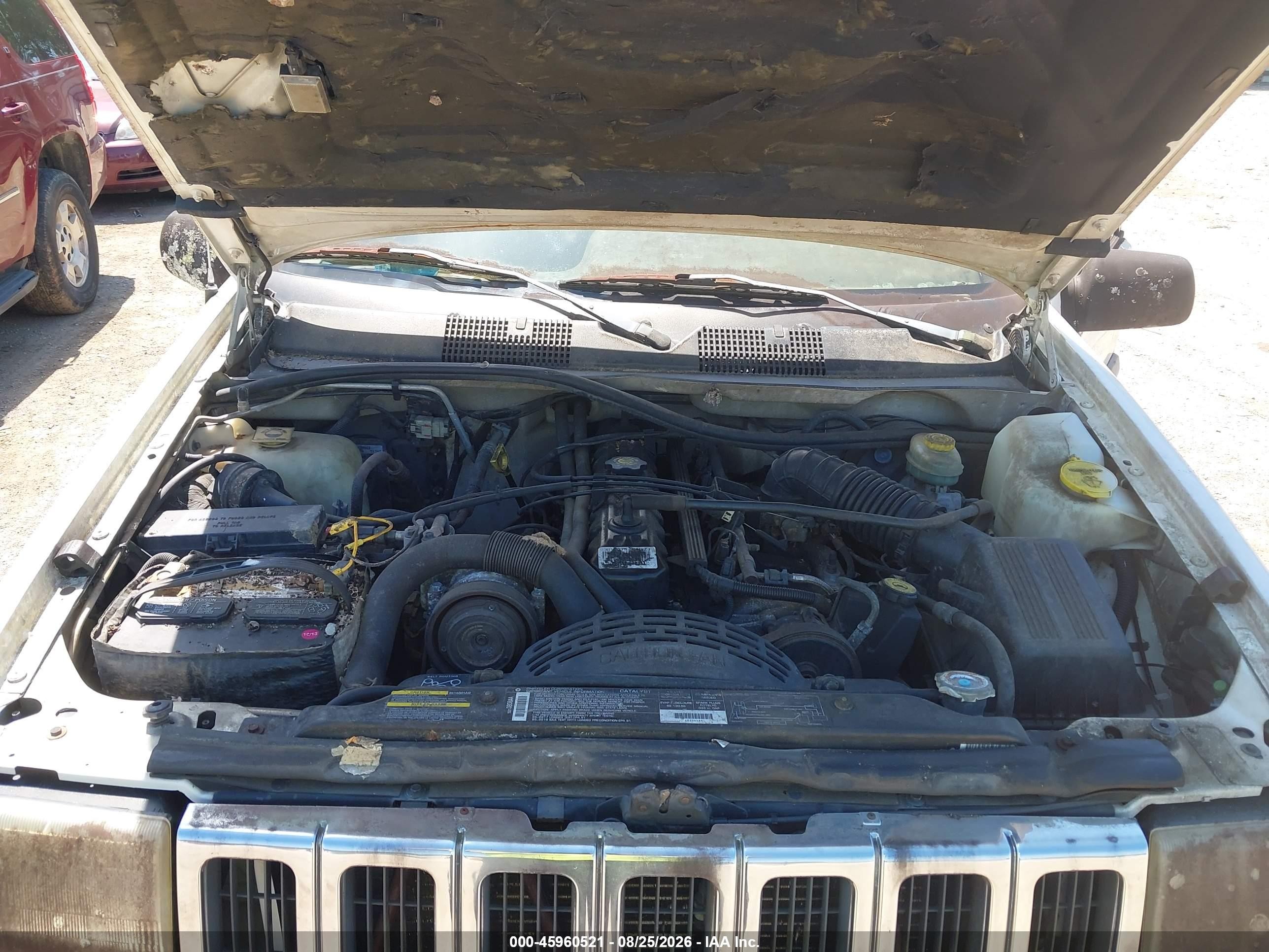 1998 Jeep Grand Cherokee Laredo White vin: 1J4GZ58SXWC244523
