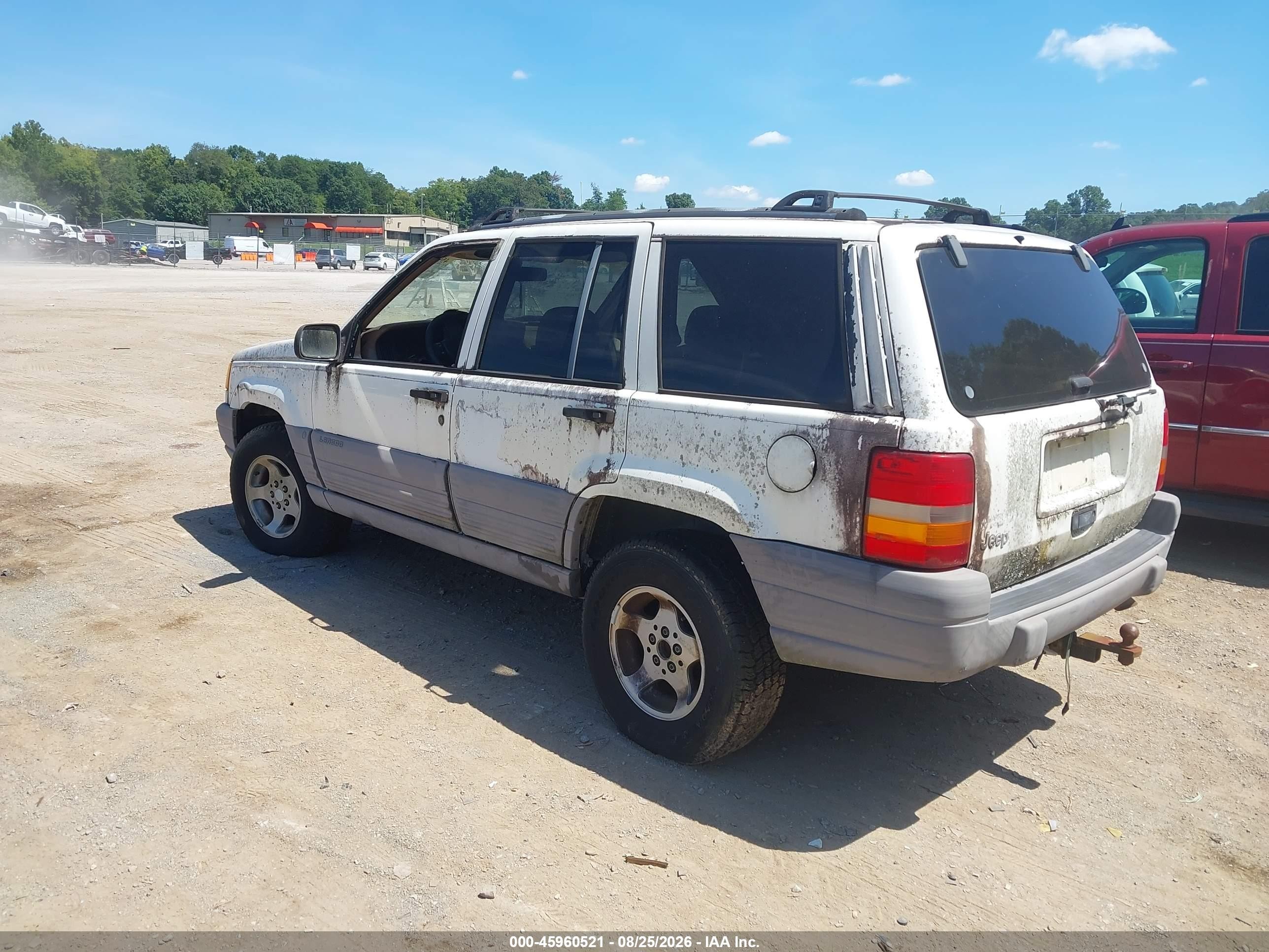 1998 Jeep Grand Cherokee Laredo White vin: 1J4GZ58SXWC244523
