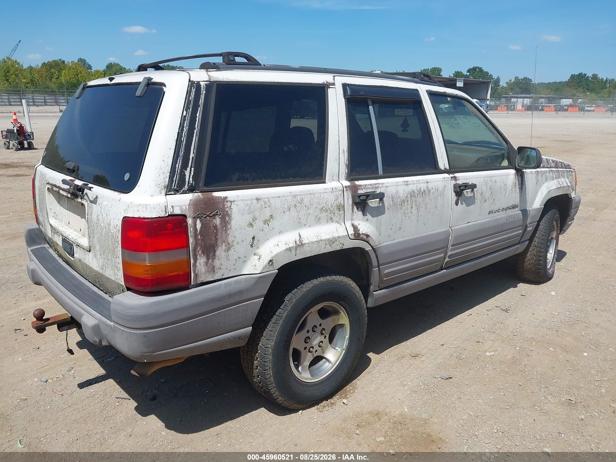 1998 Jeep Grand Cherokee Laredo White vin: 1J4GZ58SXWC244523