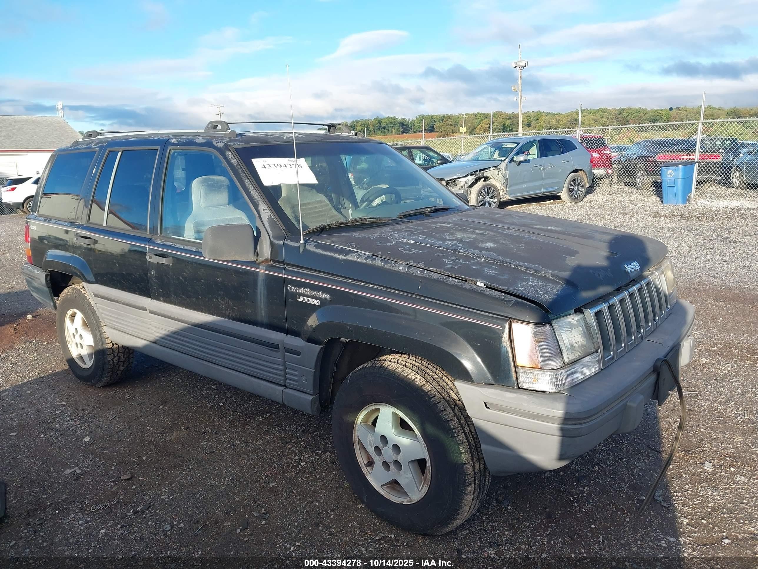 1995 Jeep Grand Cherokee Laredo Black vin: 1J4GZ58Y0SC652320