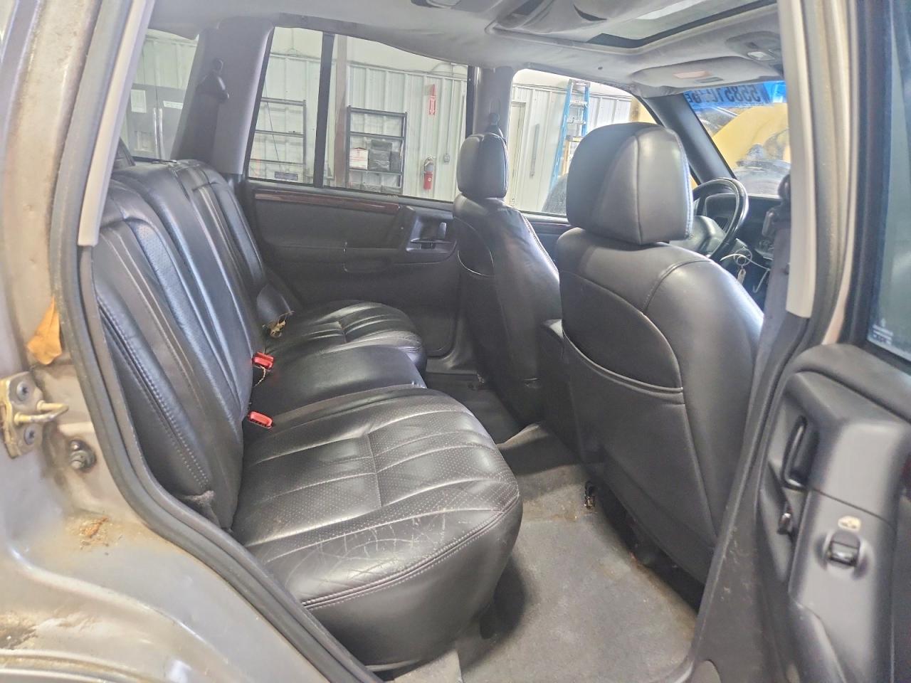 1997 Jeep Grand Cherokee Laredo Silver vin: 1J4GZ58Y0VC711855