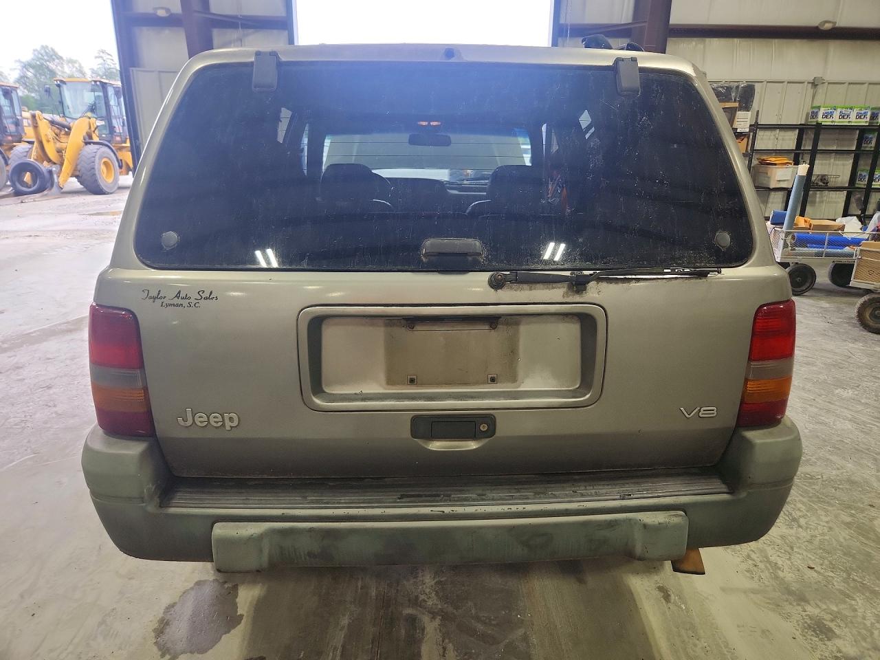 1997 Jeep Grand Cherokee Laredo Silver vin: 1J4GZ58Y0VC711855