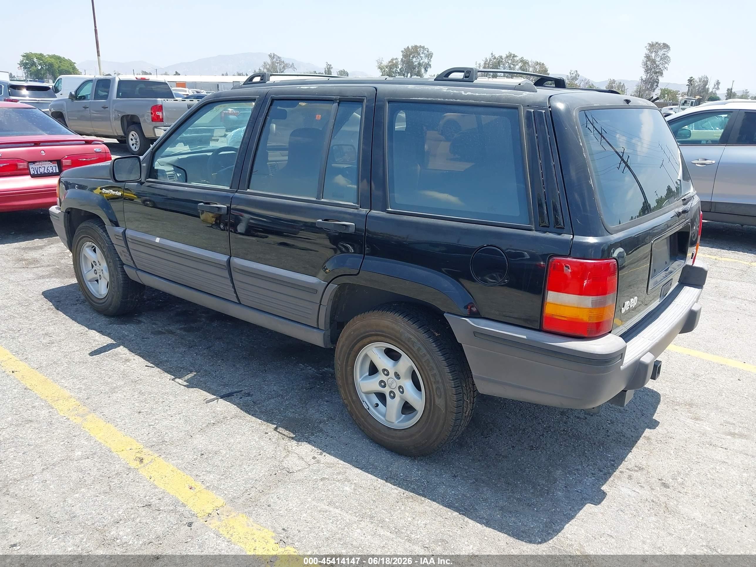 1993 Jeep Grand Cherokee Laredo Black vin: 1J4GZ58Y1PC684054