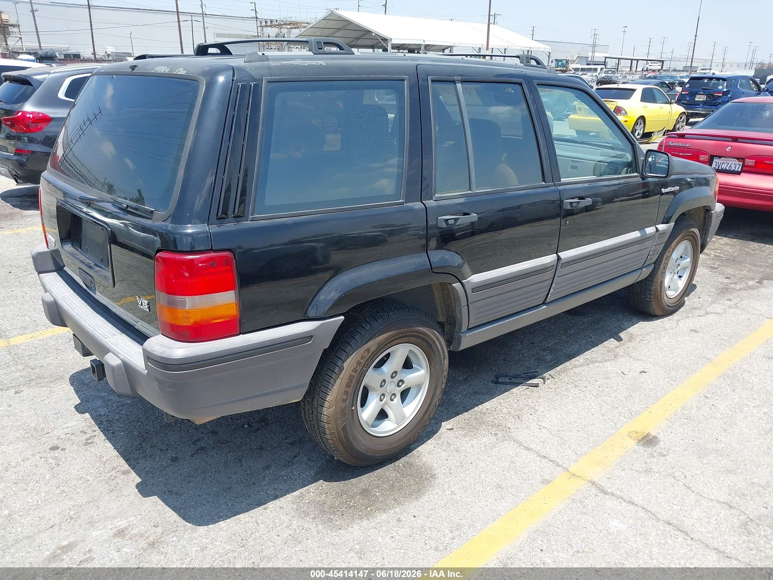 1993 Jeep Grand Cherokee Laredo Black vin: 1J4GZ58Y1PC684054