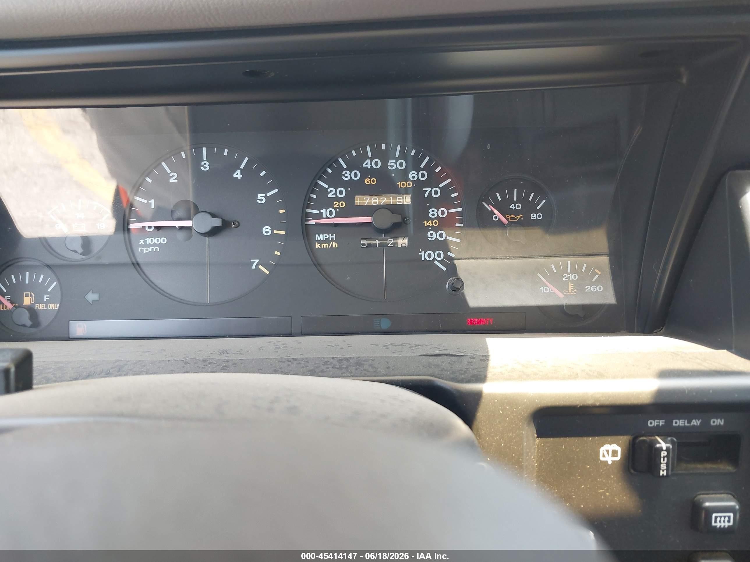 1993 Jeep Grand Cherokee Laredo Black vin: 1J4GZ58Y1PC684054