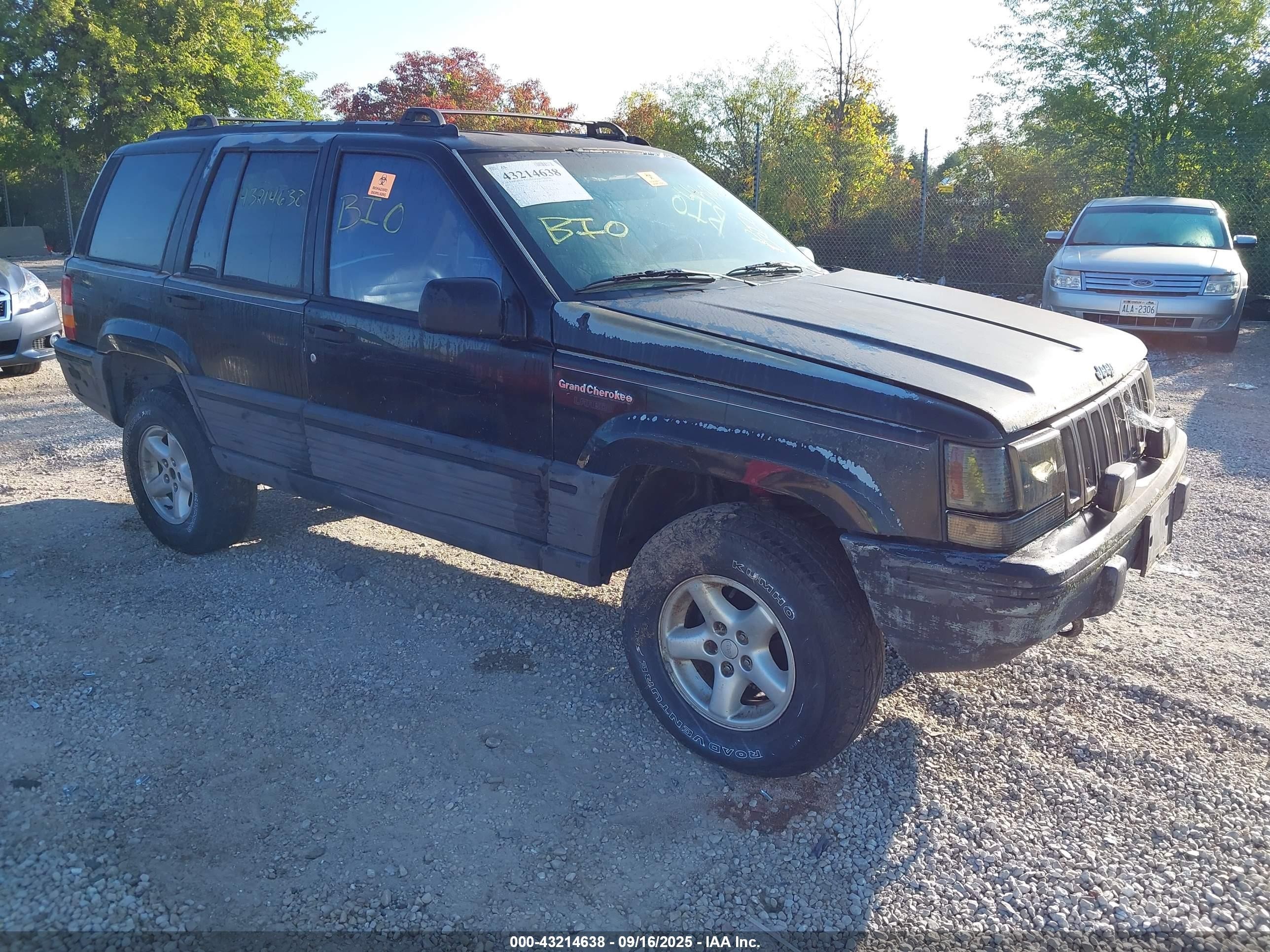 1995 Jeep Grand Cherokee Laredo Black vin: 1J4GZ58Y8SC658723