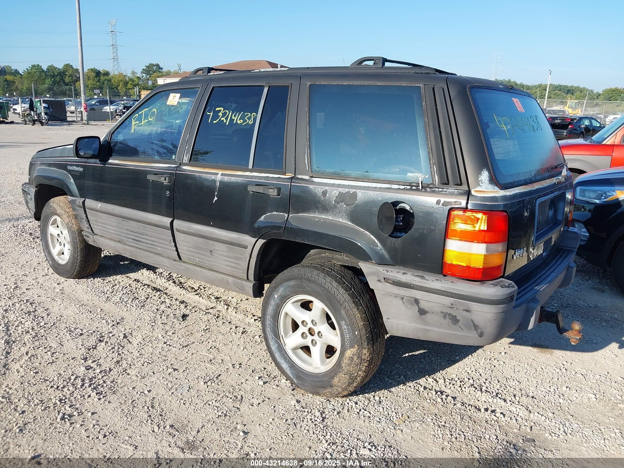 1995 Jeep Grand Cherokee Laredo Black vin: 1J4GZ58Y8SC658723