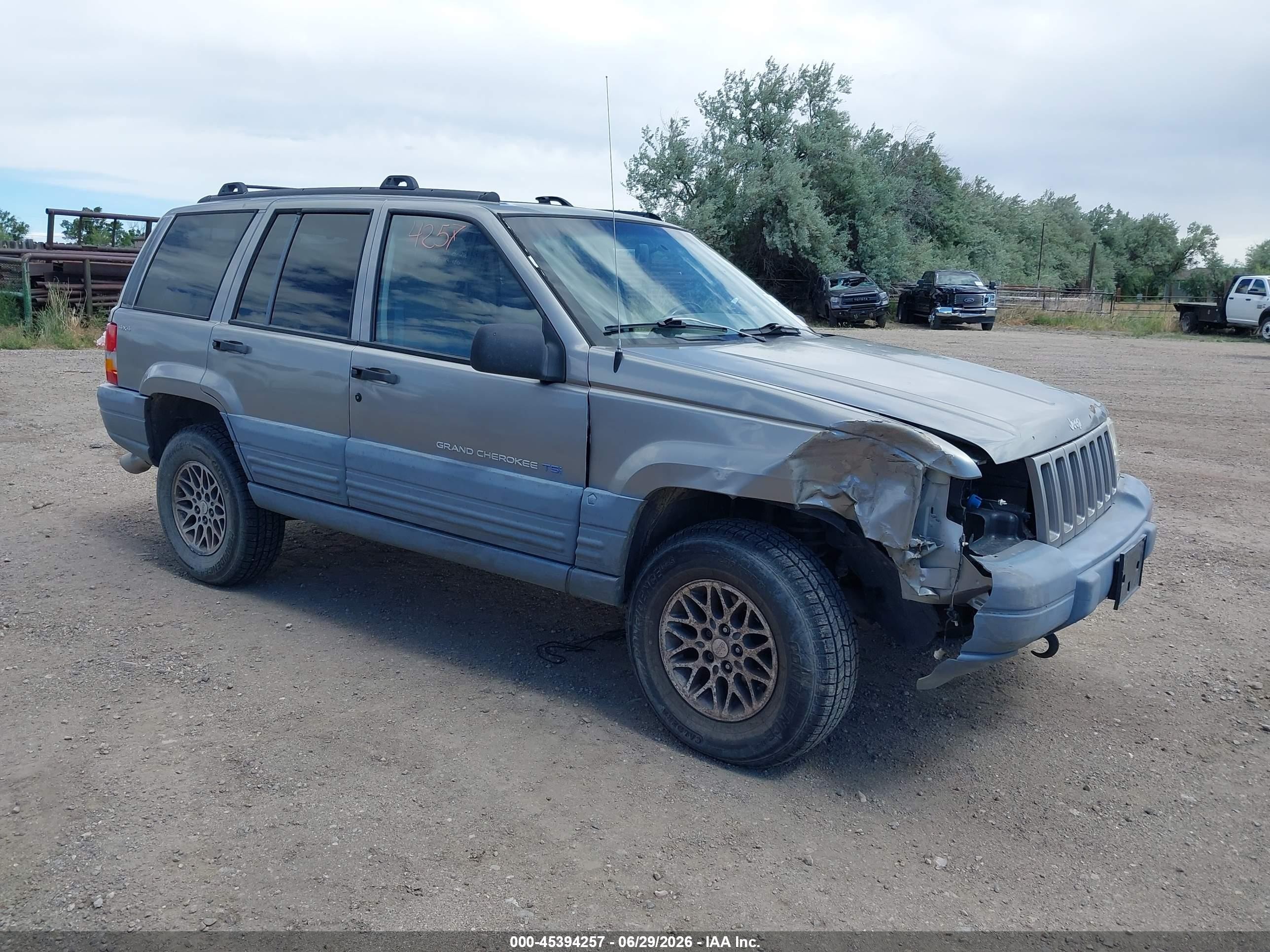 1997 Jeep Grand Cherokee Laredo/tsi Gold vin: 1J4GZ58Y8VC750063
