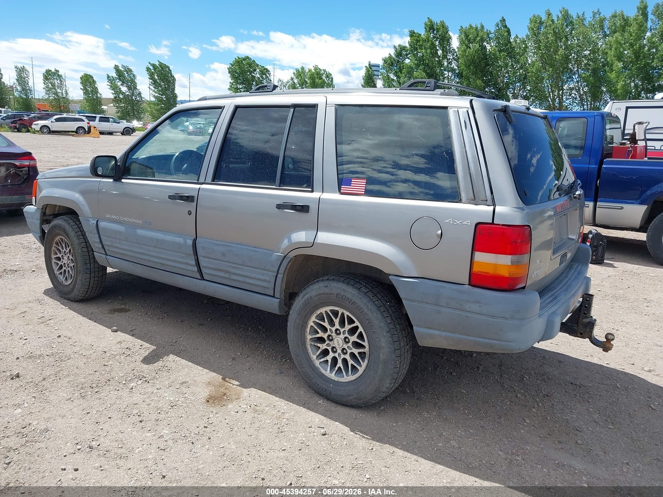 1997 Jeep Grand Cherokee Laredo/tsi Gold vin: 1J4GZ58Y8VC750063