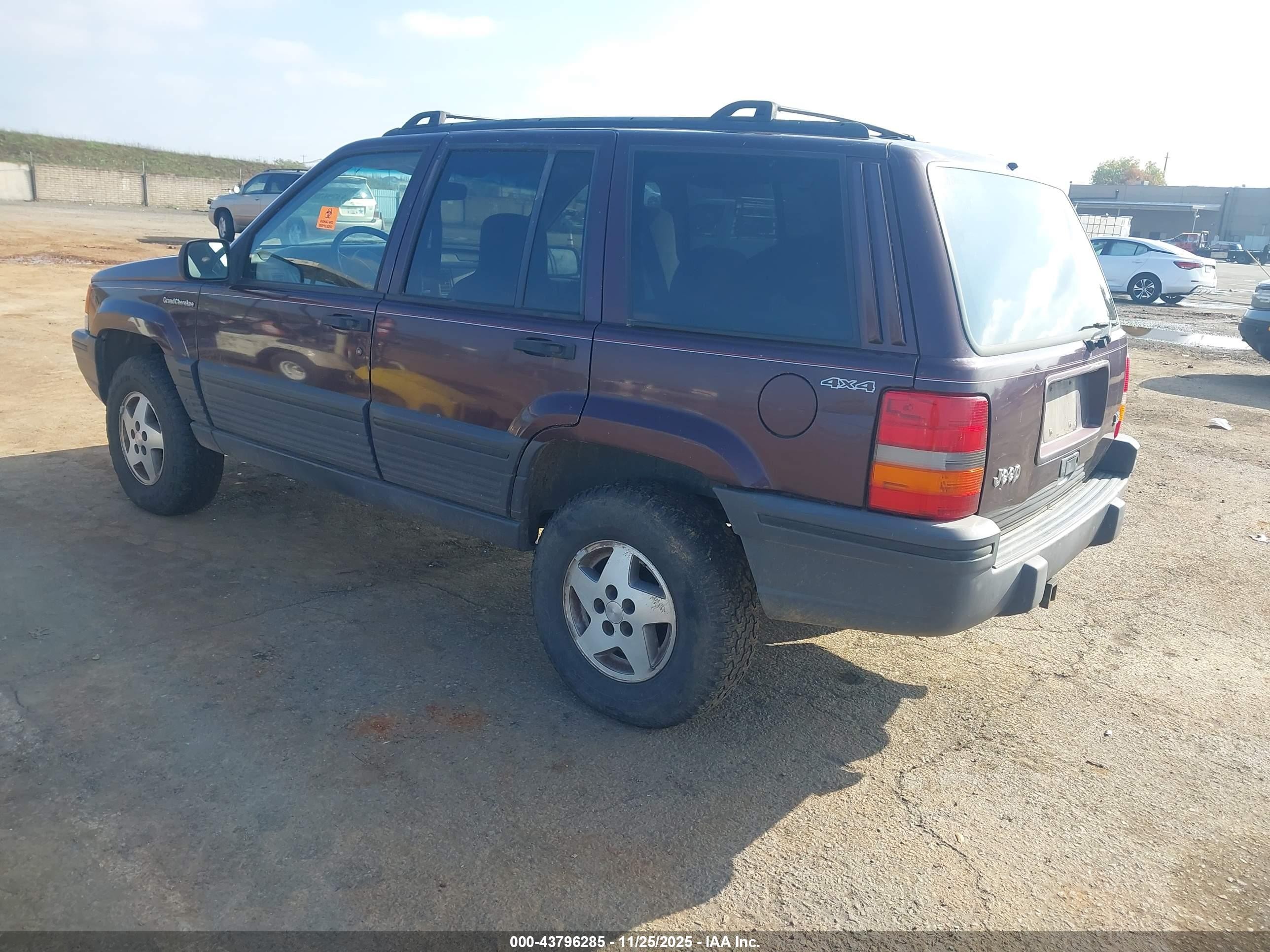1995 Jeep Grand Cherokee Laredo Purple vin: 1J4GZ58YXSC695417
