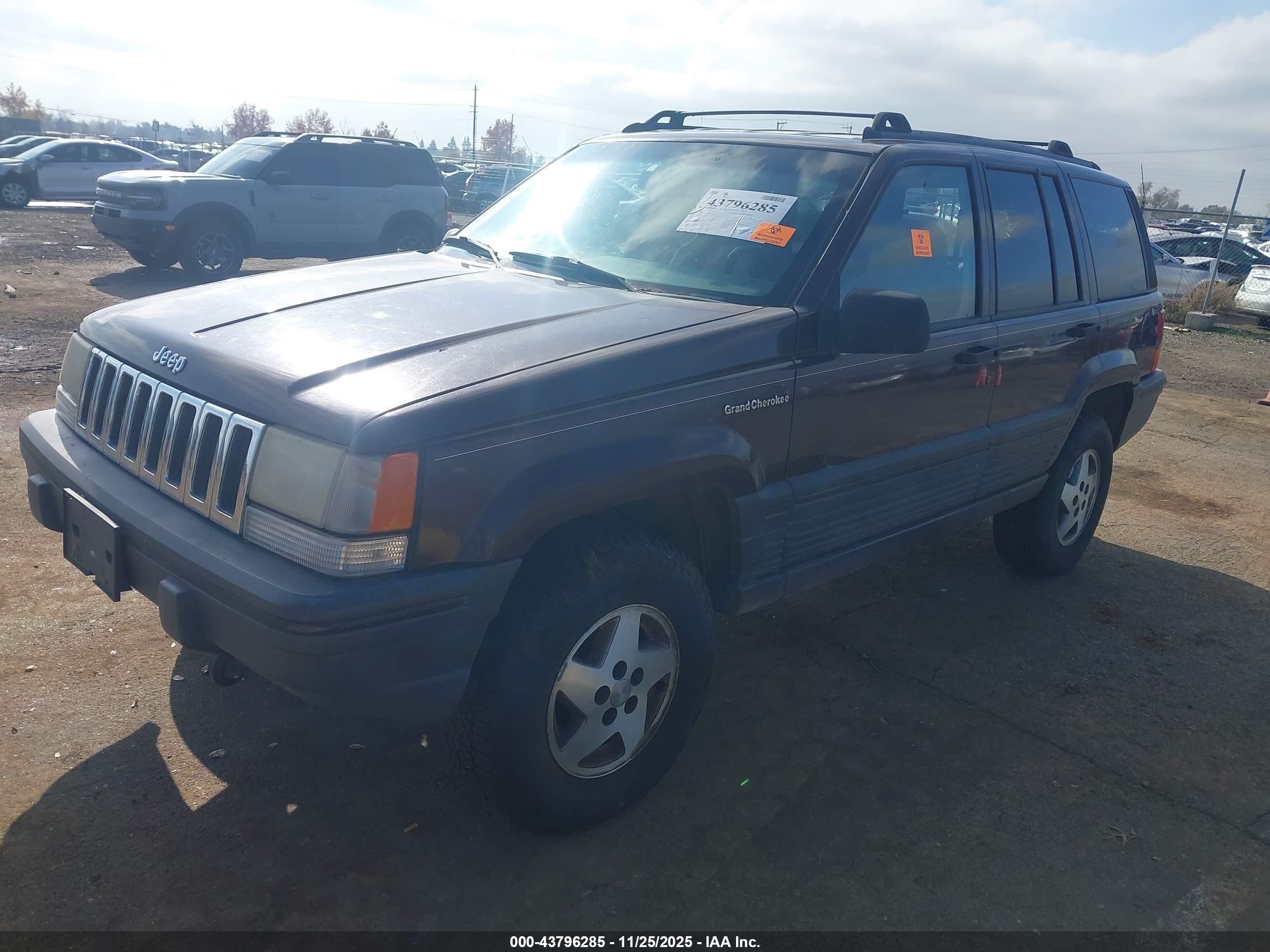1995 Jeep Grand Cherokee Laredo Purple vin: 1J4GZ58YXSC695417