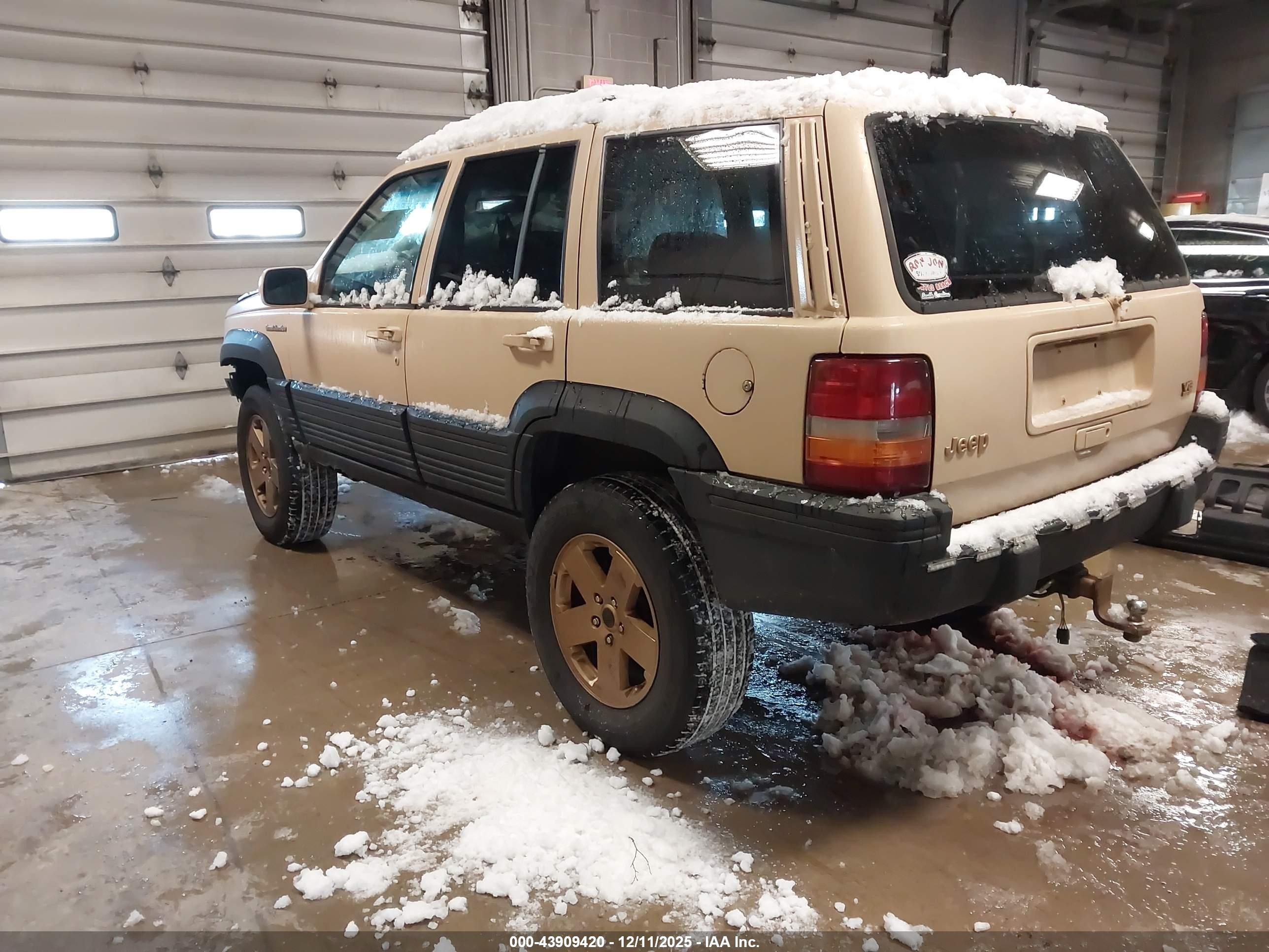 1995 Jeep Grand Cherokee Limited/orvis Tan vin: 1J4GZ78Y0SC783629