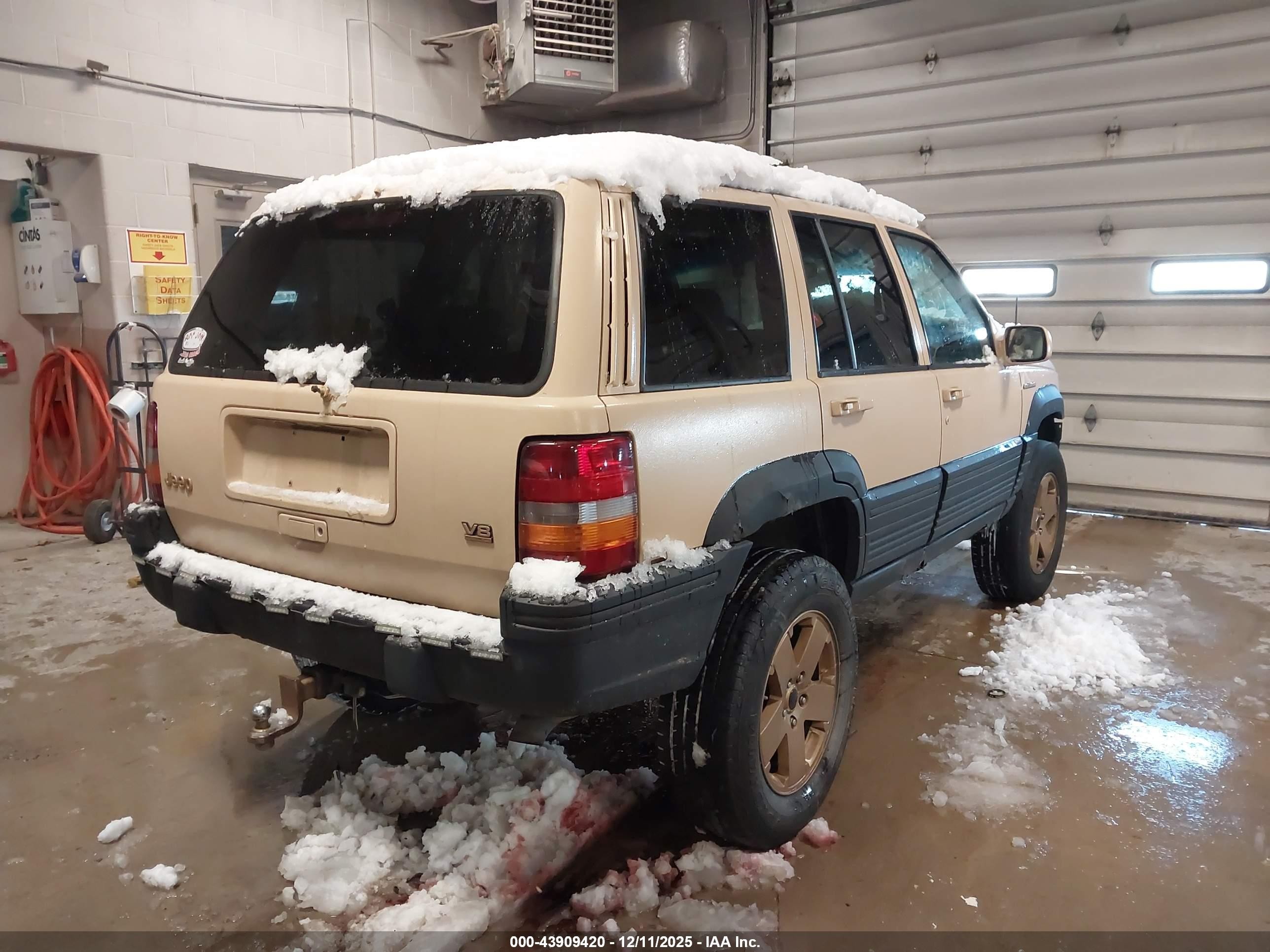 1995 Jeep Grand Cherokee Limited/orvis Tan vin: 1J4GZ78Y0SC783629