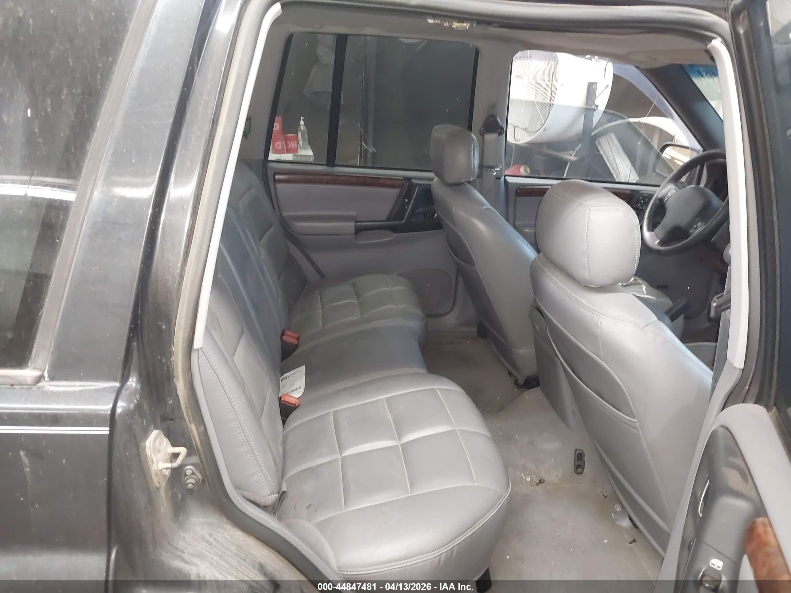 1998 Jeep Grand Cherokee Limited Black vin: 1J4GZ78Y0WC267681